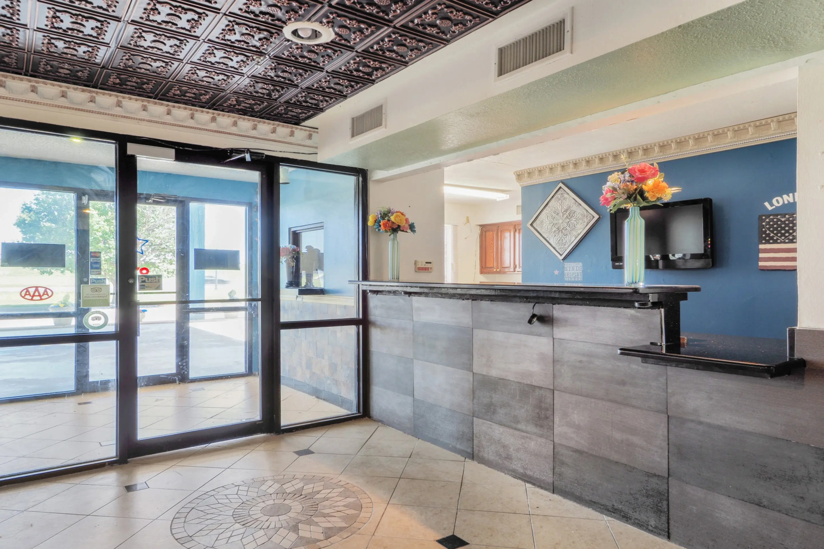 Lonestar Inn and Suites by OYO - Erick, OK