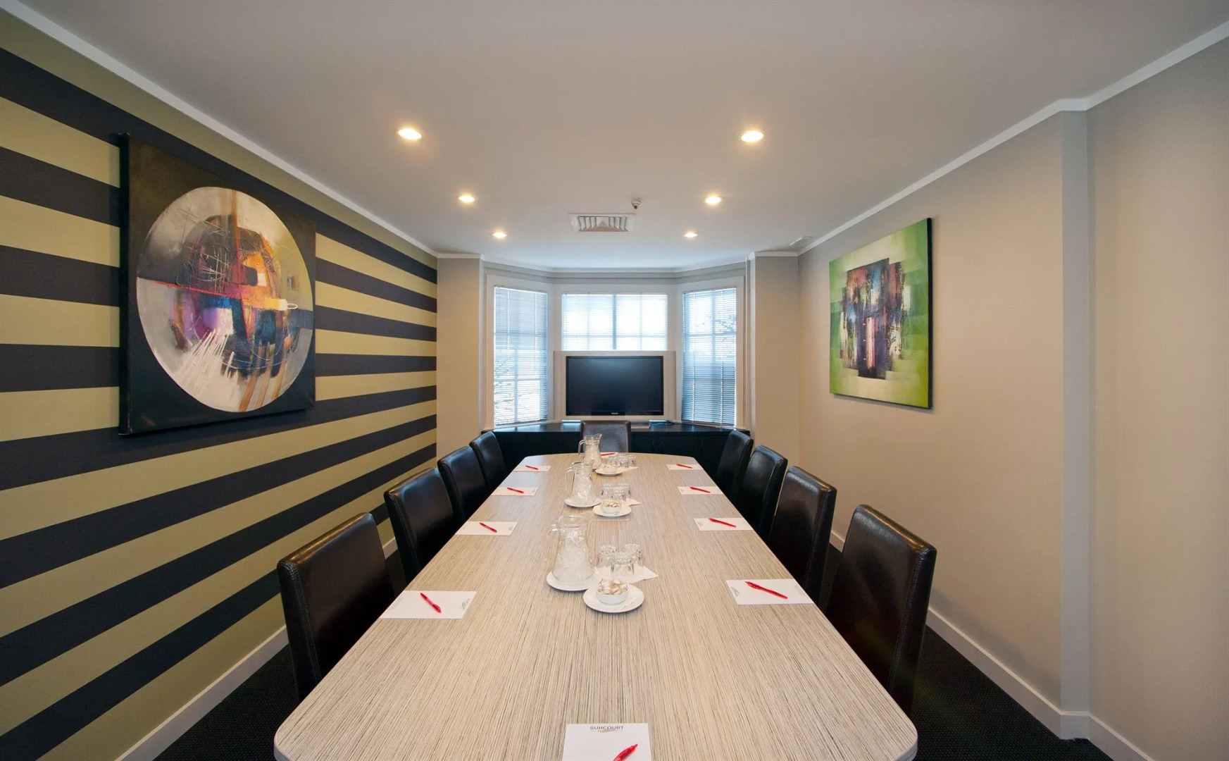 Suncourt Hotel & Conference Centre