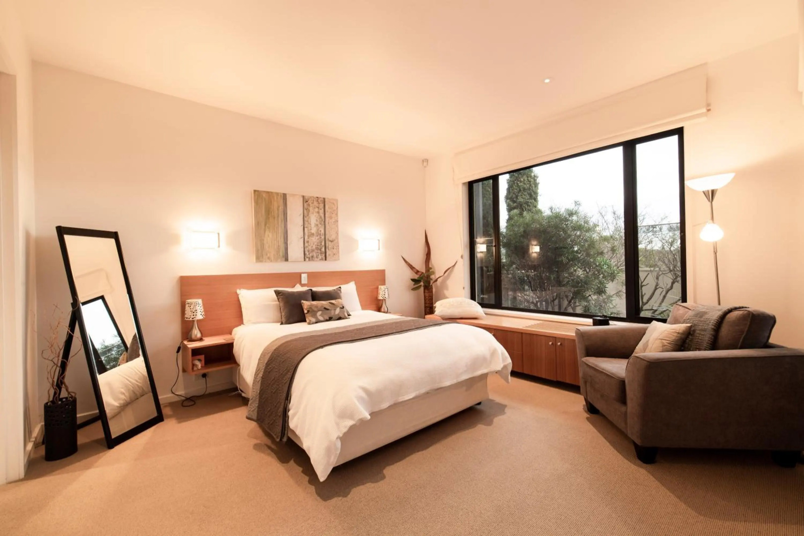 Hilltop Apartments Phillip Island - Adults Only