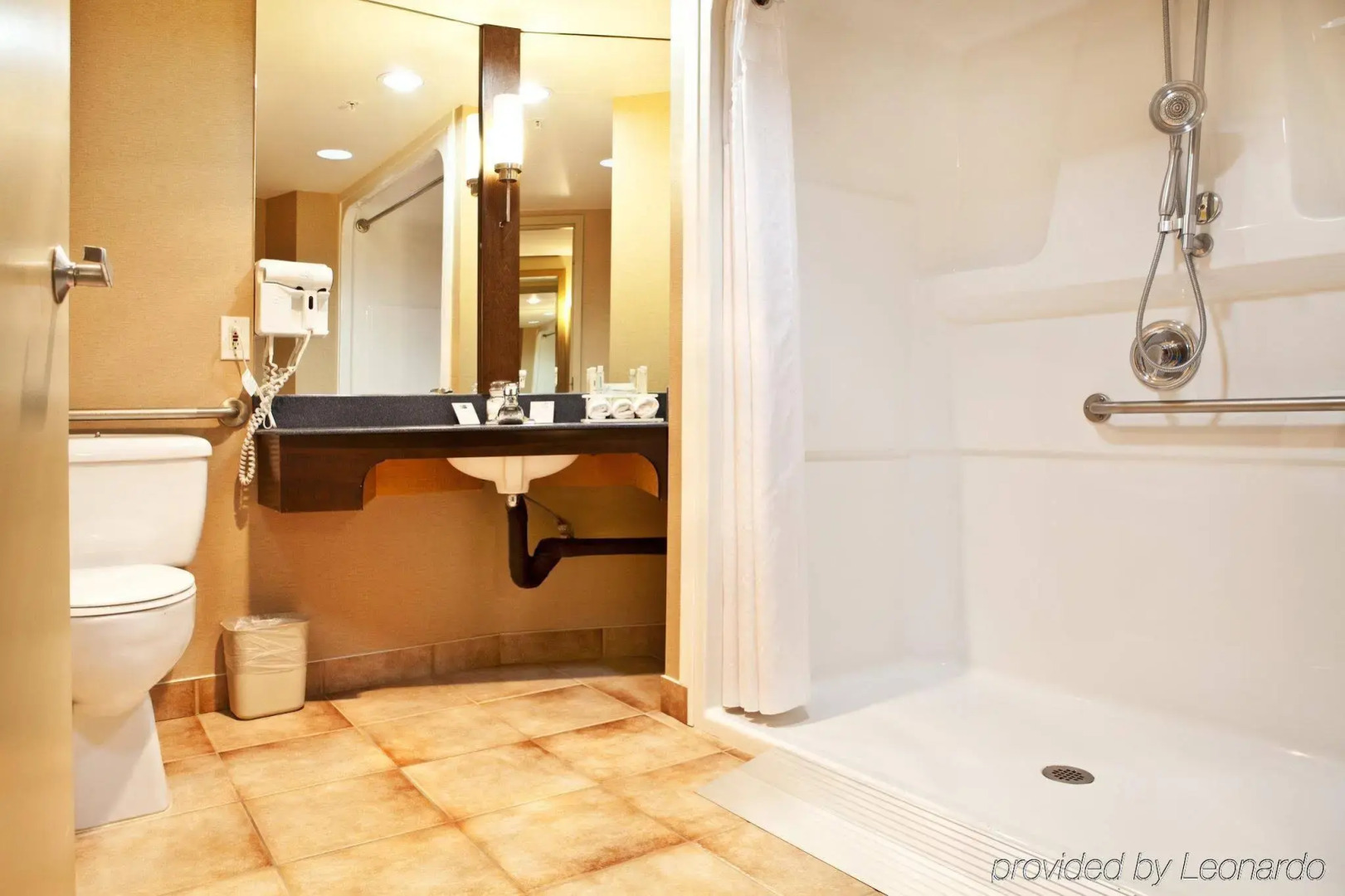 Holiday Inn Express & Suites Langley by IHG