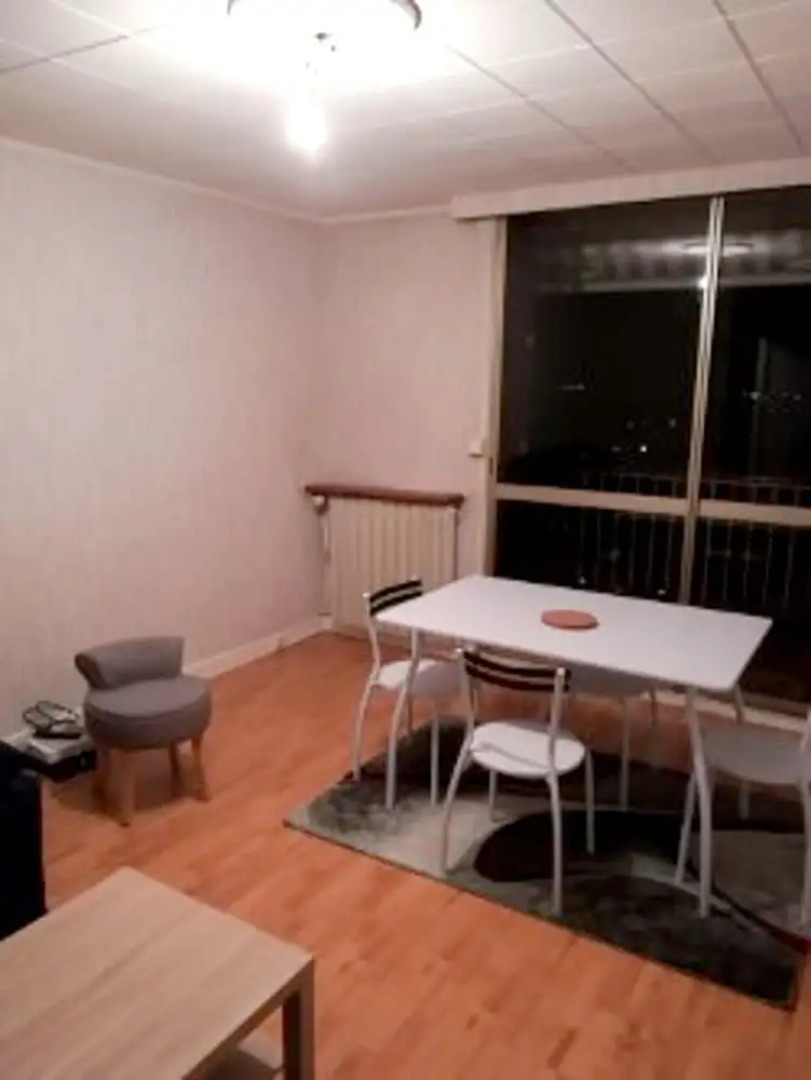 Apartment With one Bedroom in Montrichard Val de Cher, With Wonderful