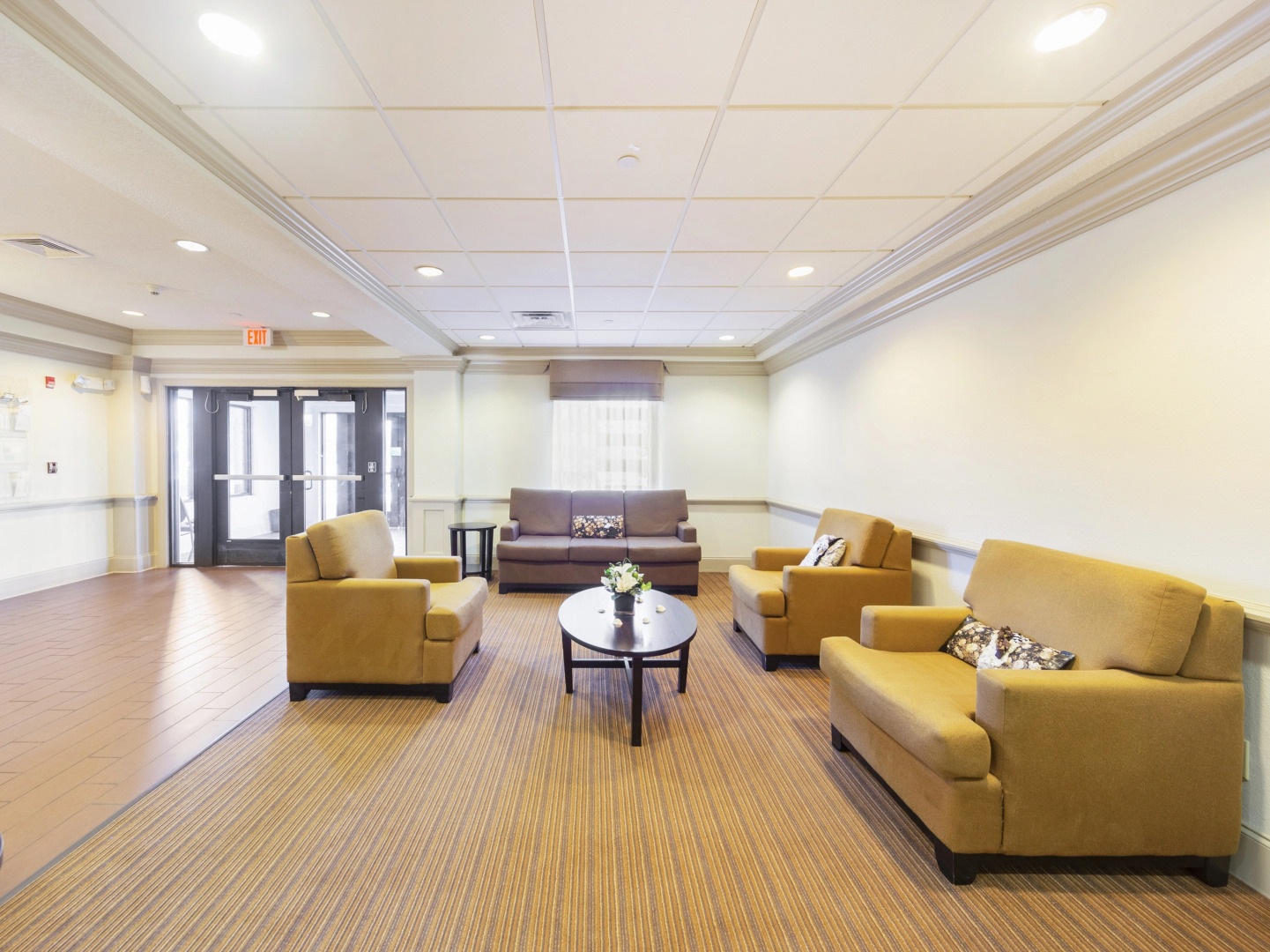 Sleep Inn & Suites Downtown - Convention Center