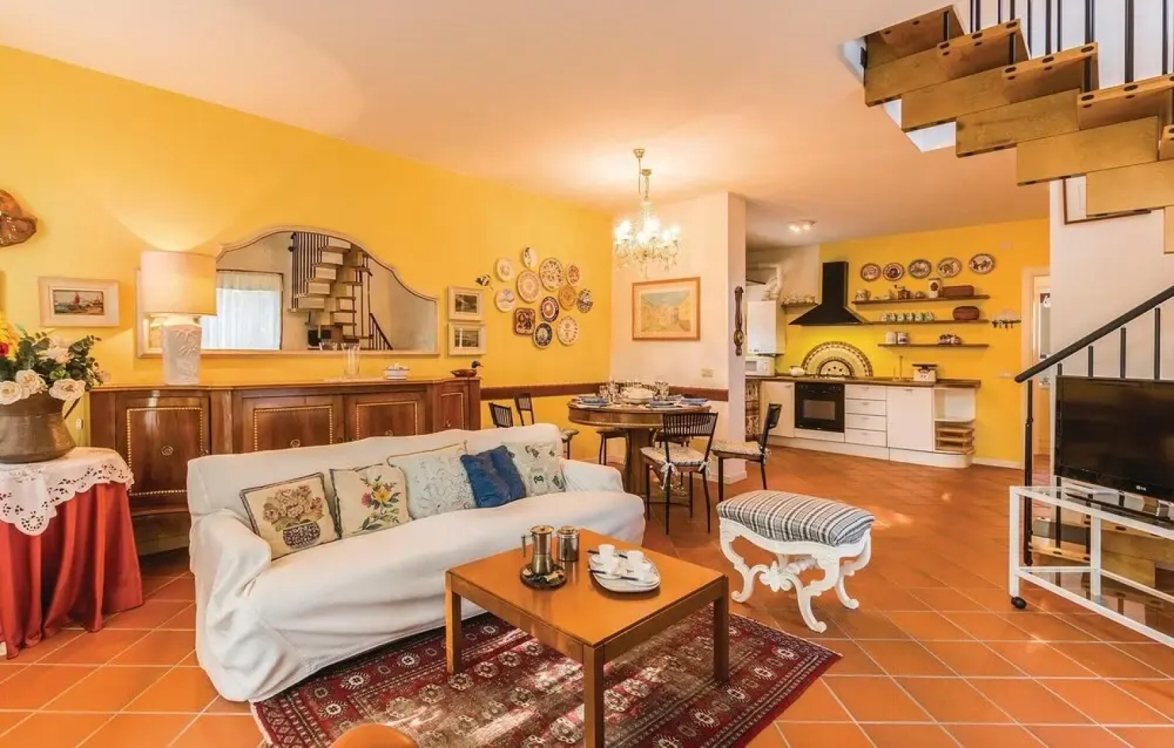 Amazing Home in Vittorio Veneto TV With 3 Bedrooms and Wifi