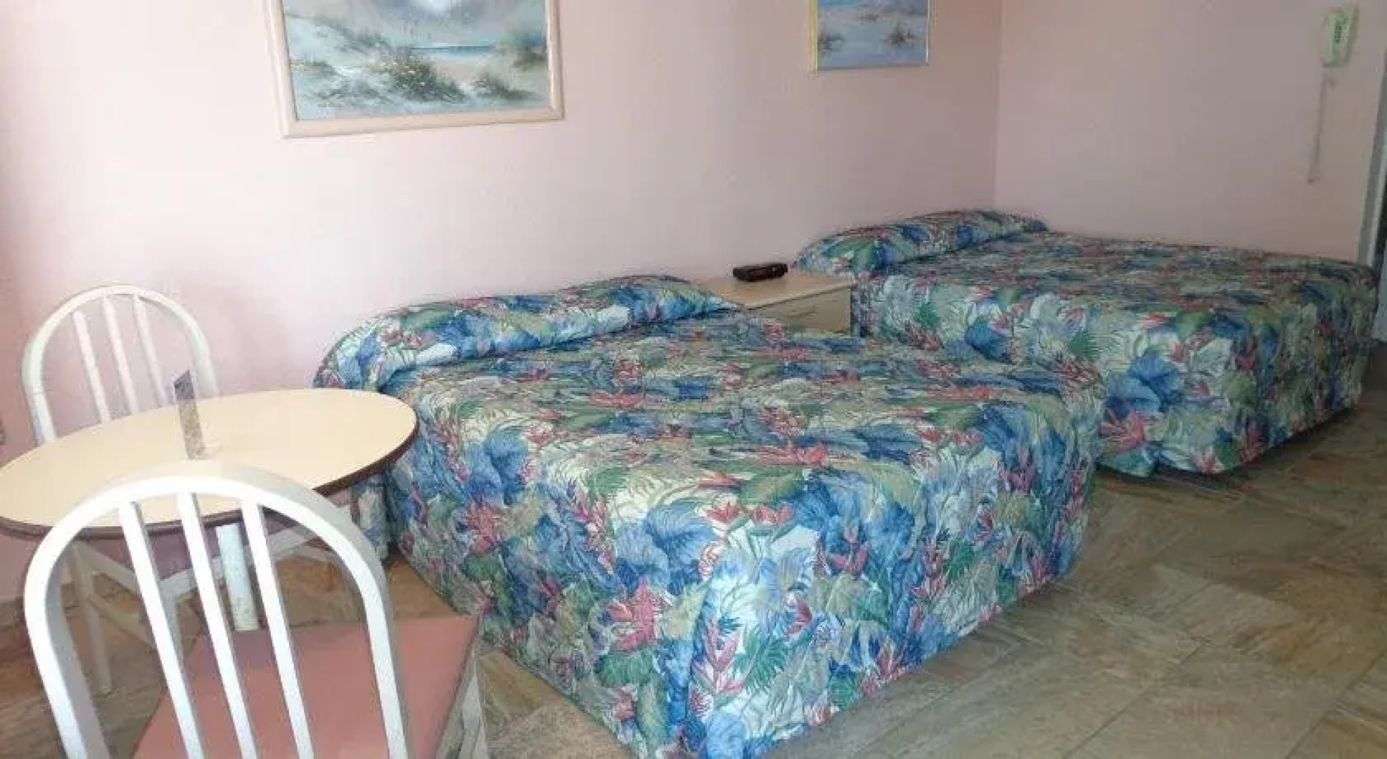 Quarterdeck Motel