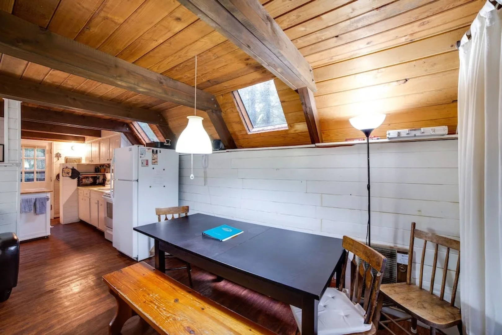 86SL - Rustic - Pets Ok - BBQ - Sleeps 6