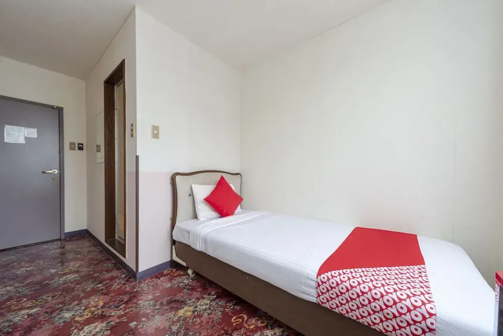 OYO Business Hotel Kyugetsu Tsukumi