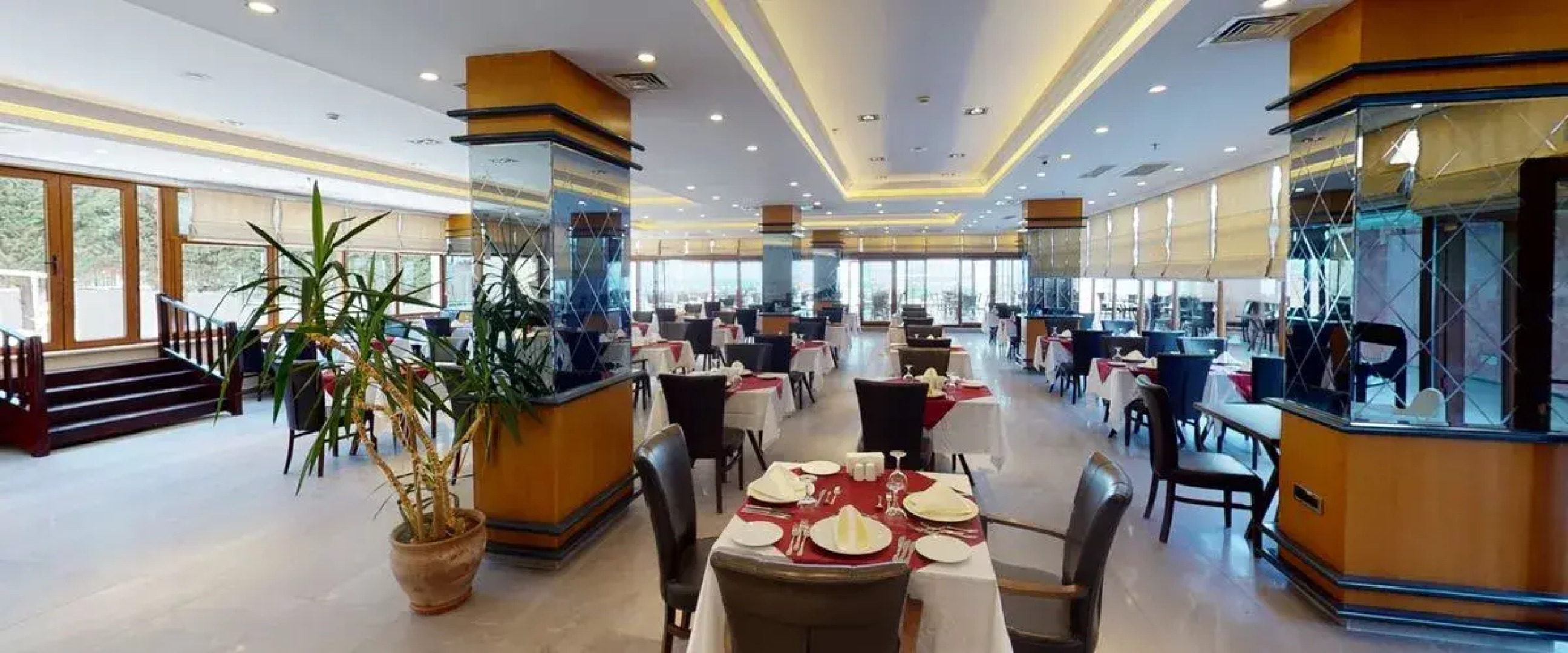 Double Royal Hotel