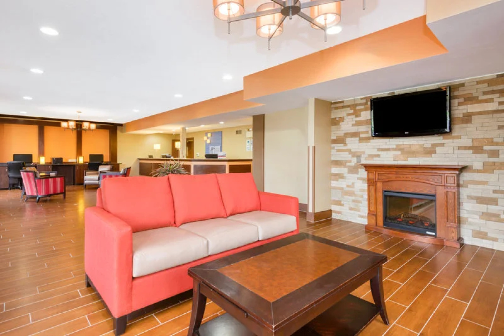 Comfort Inn Lancaster - Rockvale Outlets