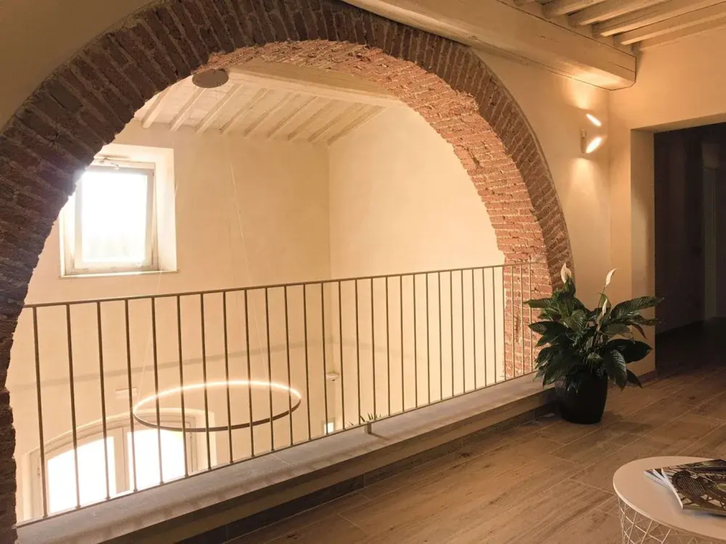 Modern Apartment Near Pistoia With Shared Garden
