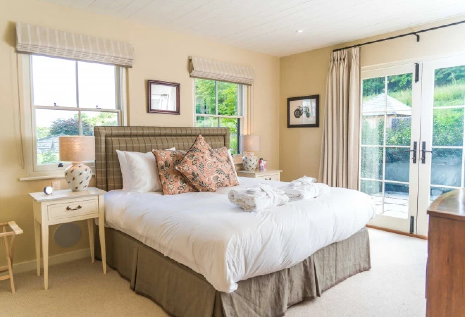 Eleven Experience Hillside Cottage