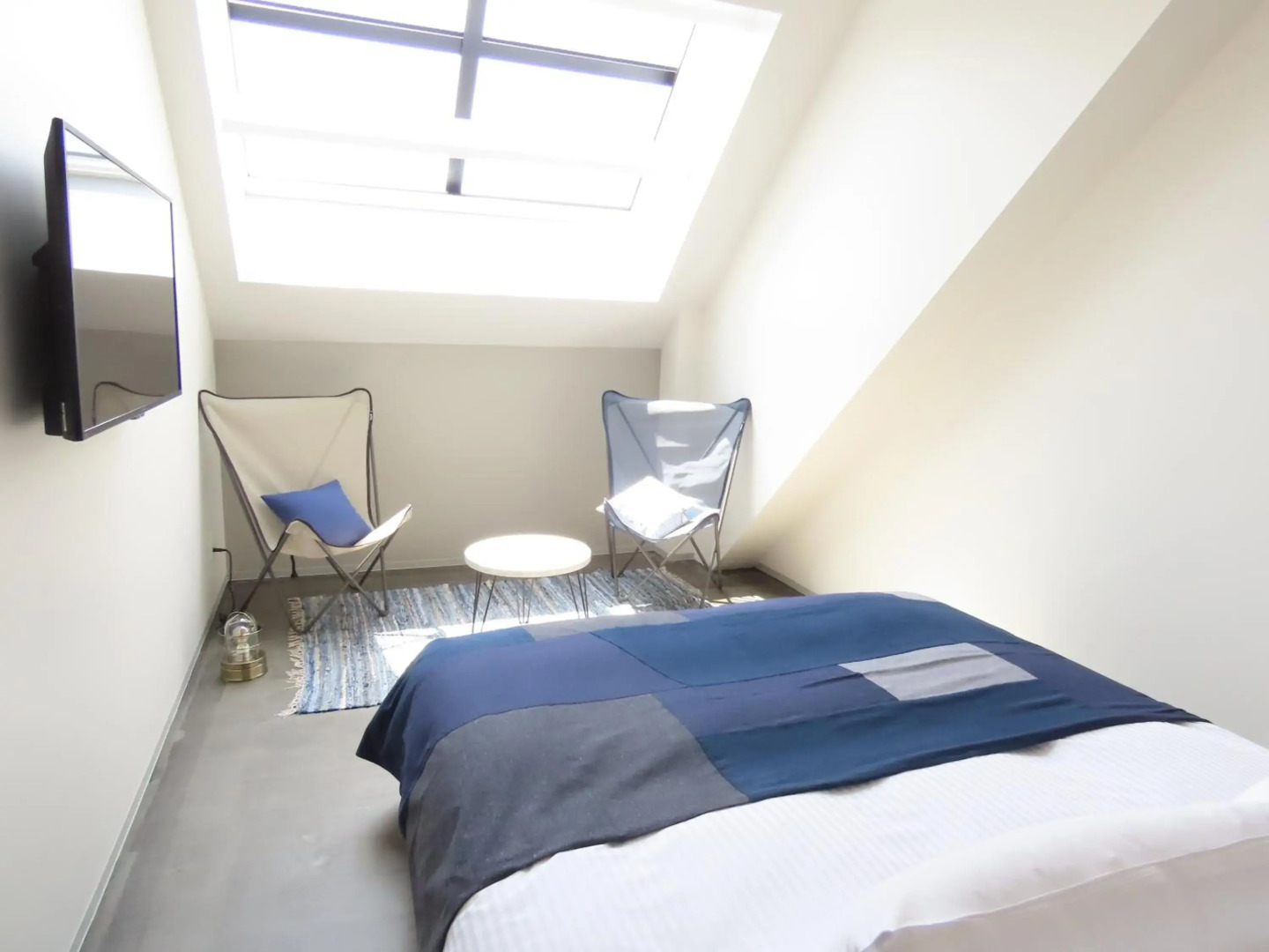 HULL Osaka Hokko Marina