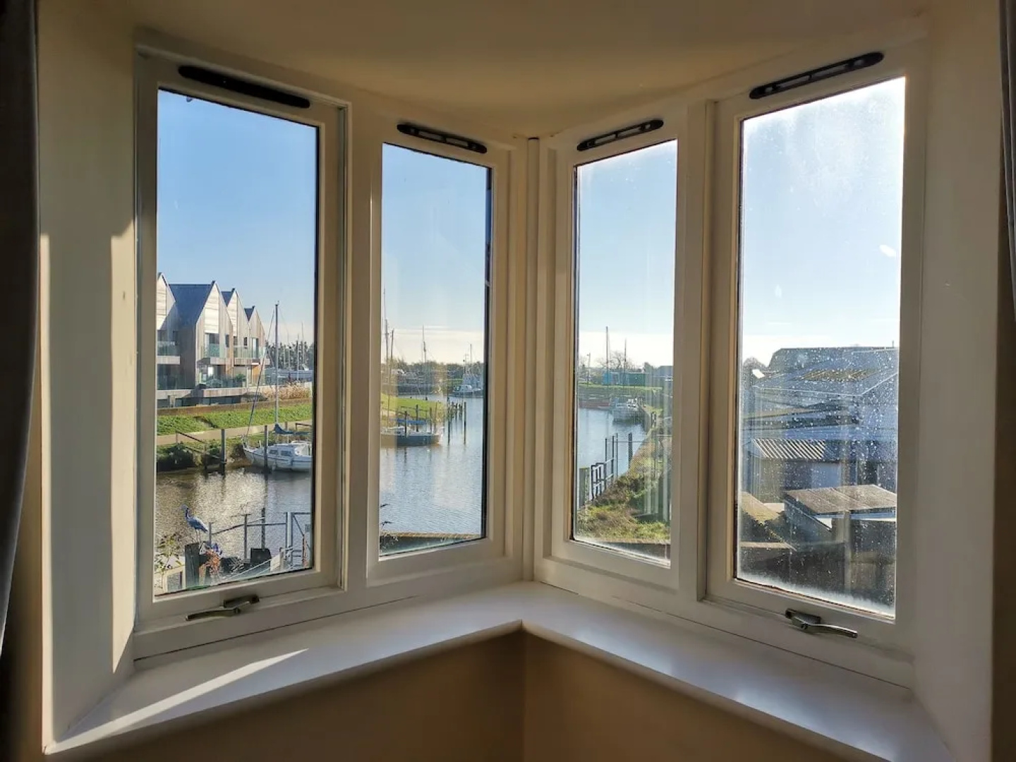 River Haven Hotel