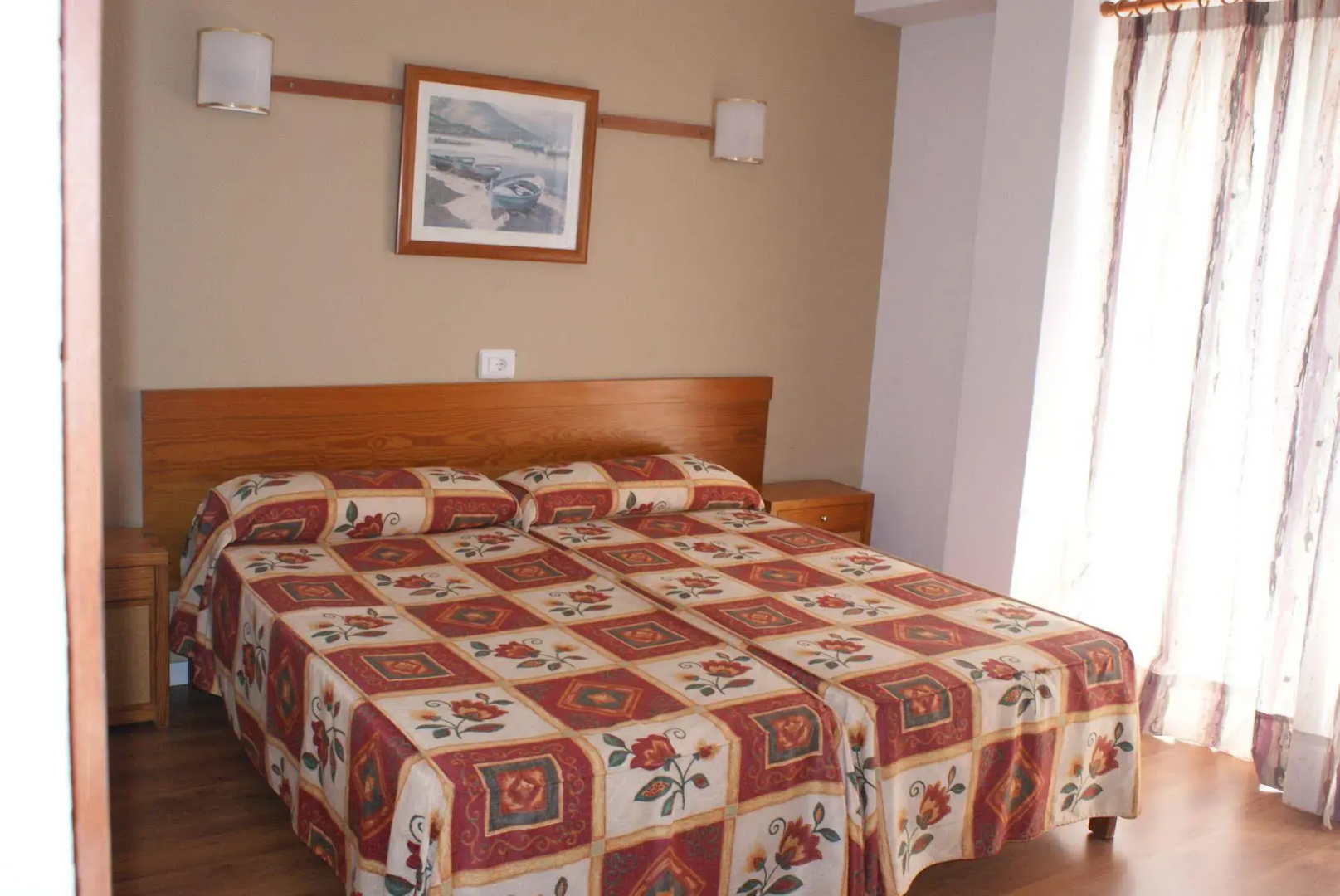 Hostal Arenal Pins