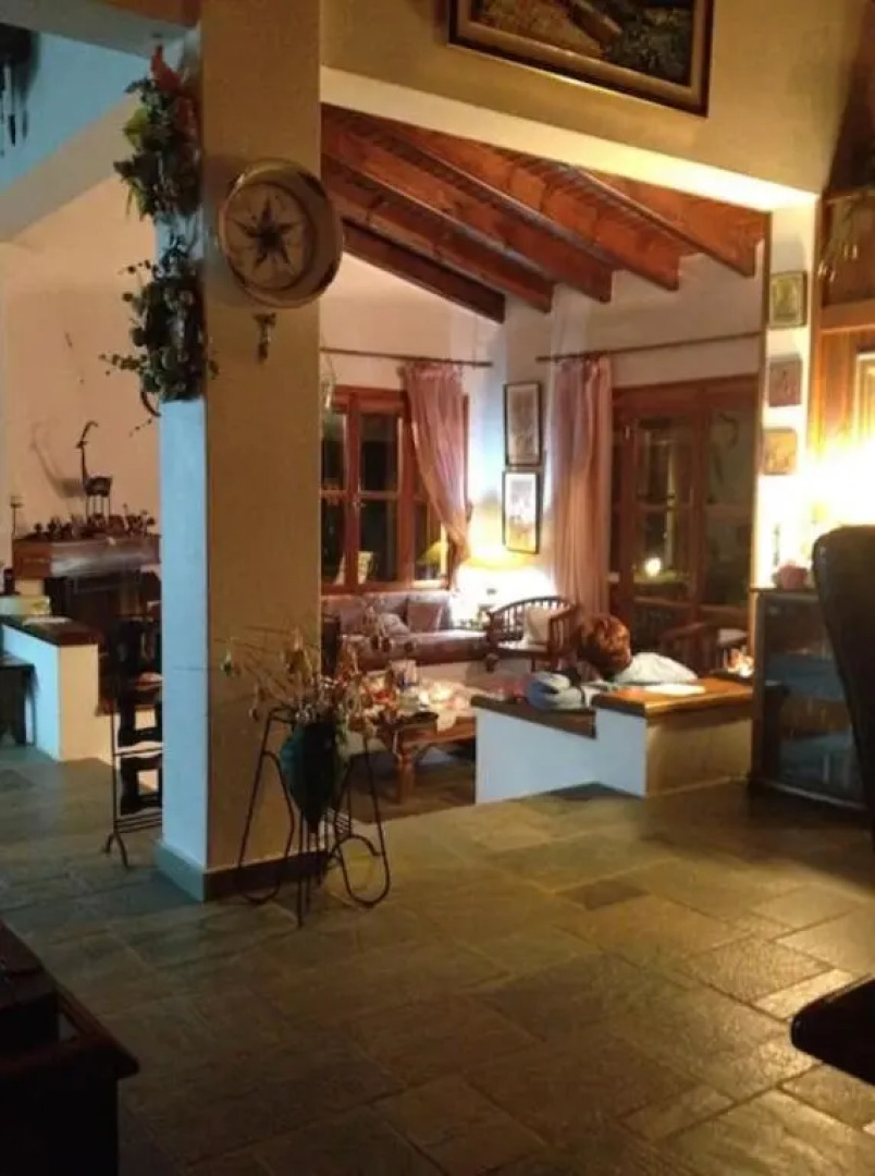 Eretria Retreat Villa less than 90 minutes from Athens Airport