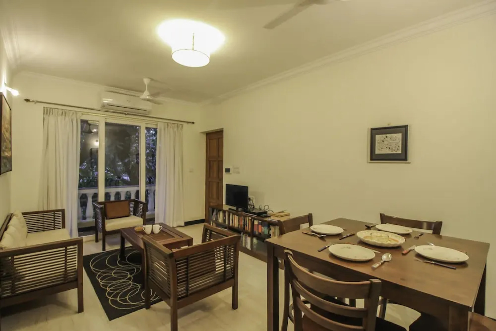 OYO 10801 Home Pool View 2BHK Siolim