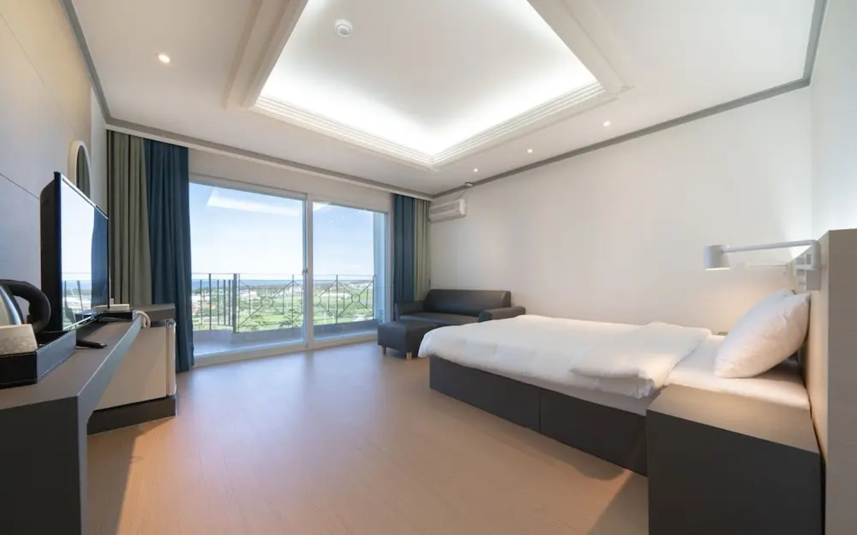 Yangyang See Star Donghae