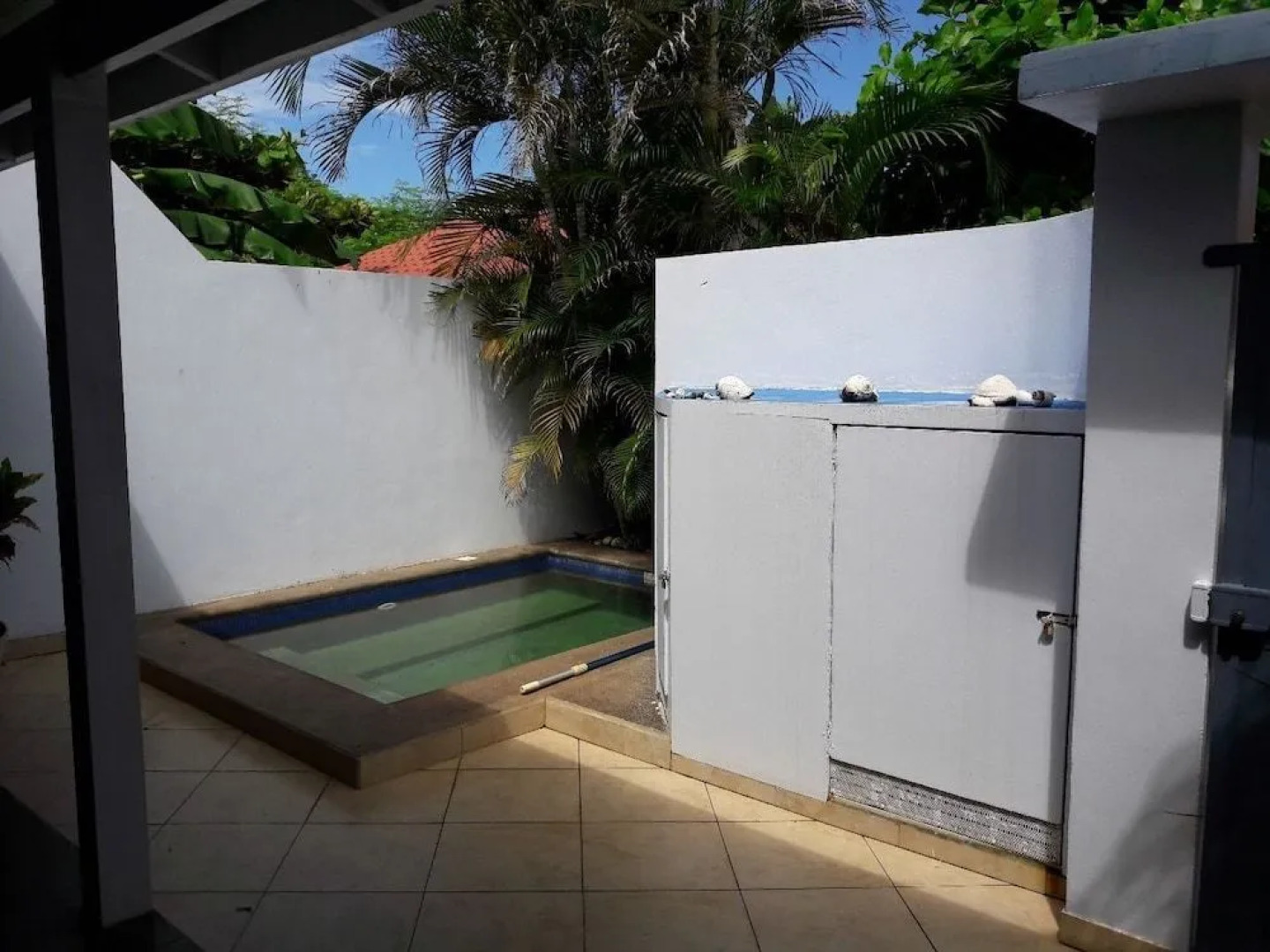 Villa Thoga Vacation Rentals & Tours