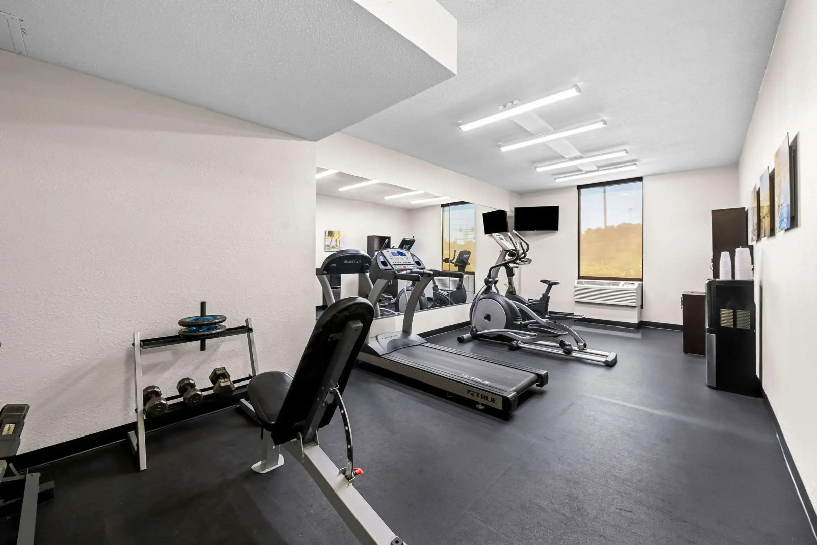 Comfort Inn & Suites Durham near Duke University