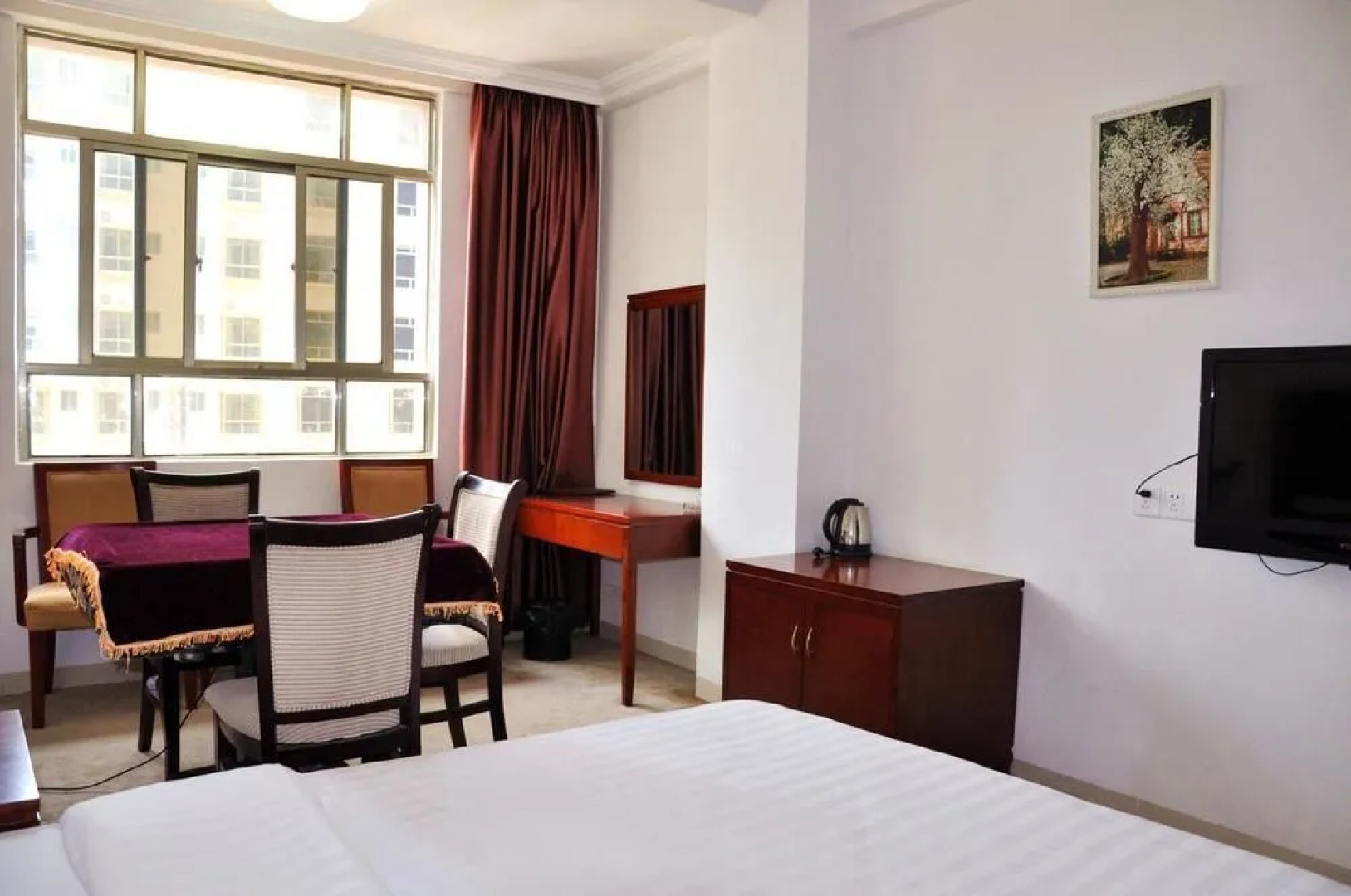 Oriental Shine Hotel