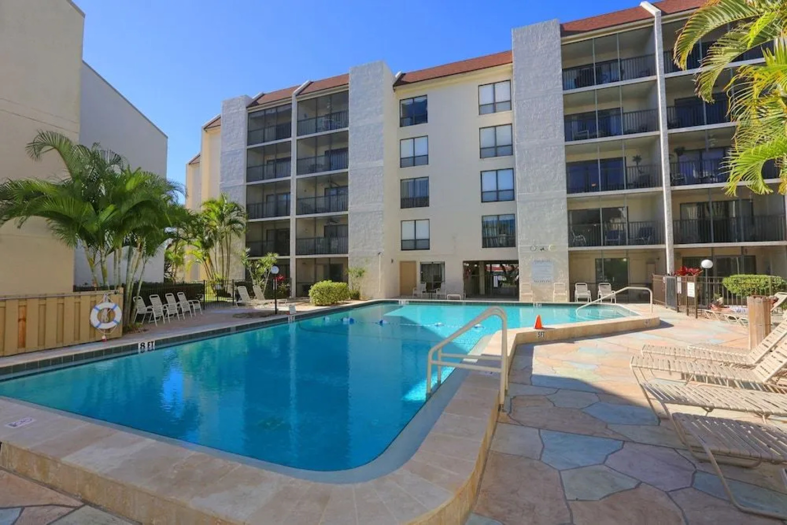 Bay Oaks by Beachside Management