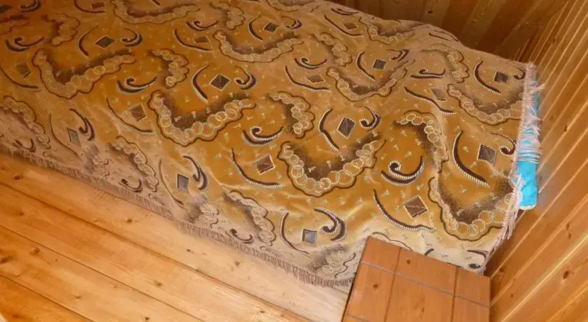 Belan Lodge - Courtyard Accommodation,"The John Hariffs"