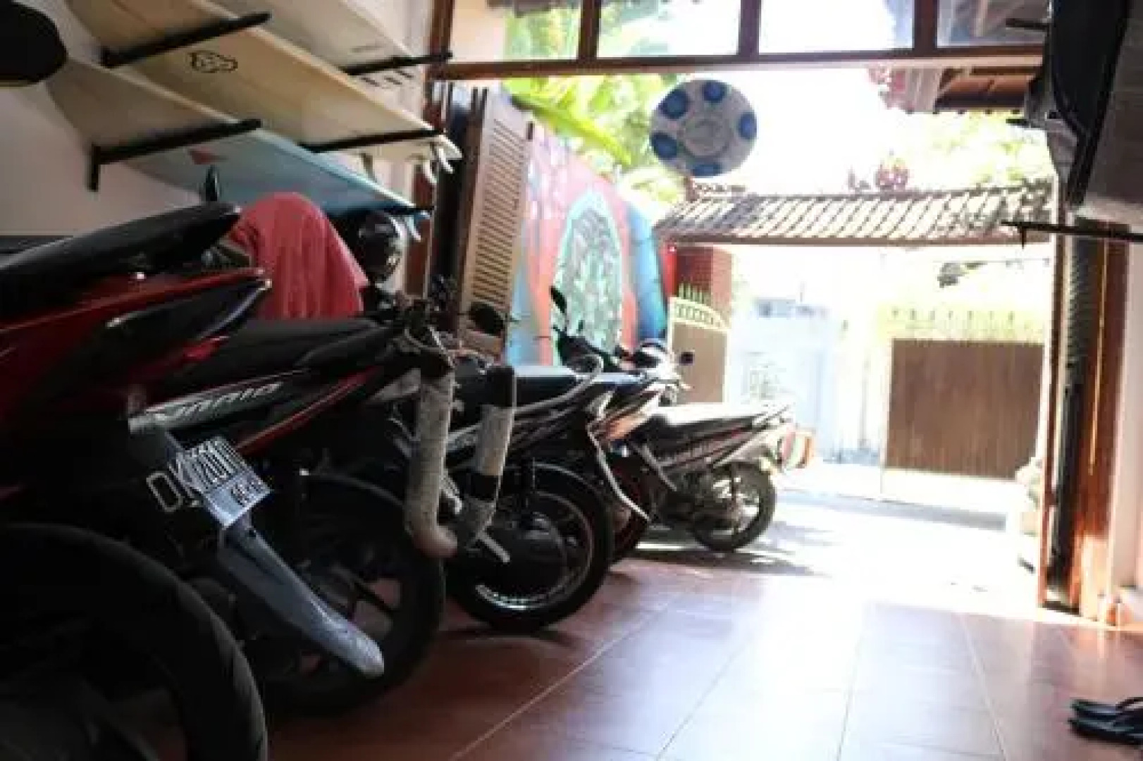 Beachbums Berawa Hostel