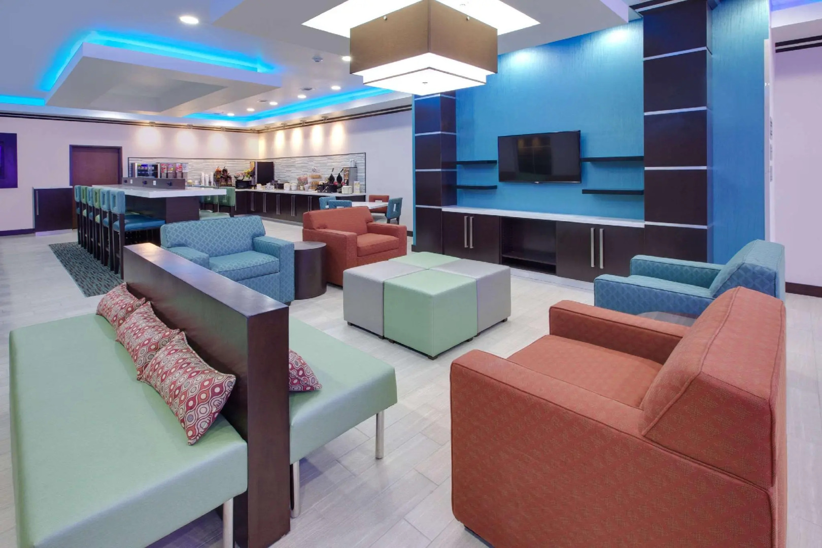 Spark by Hilton Midland South