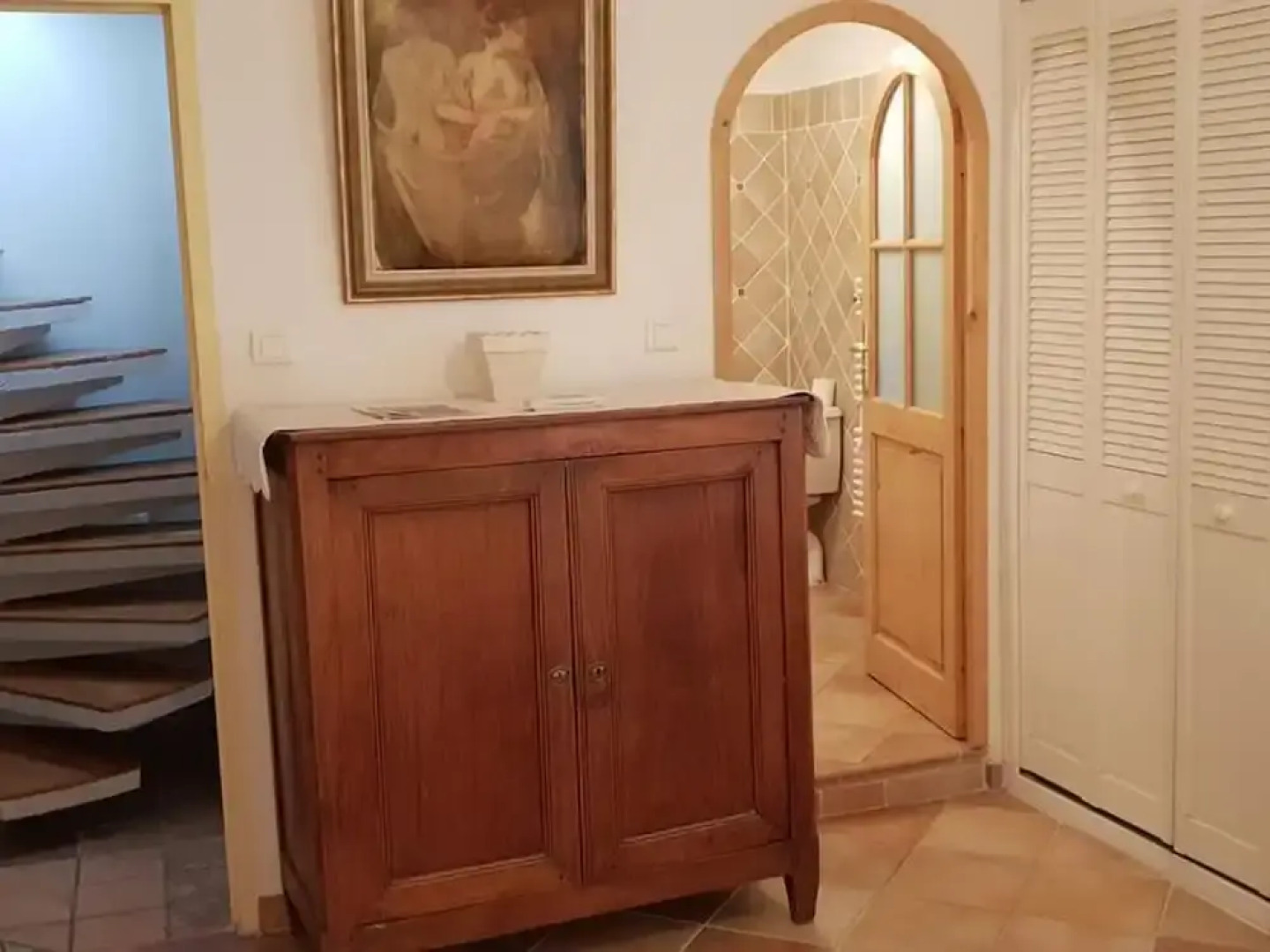 Villa in an Idyllic and Relaxing Setting Near Orange