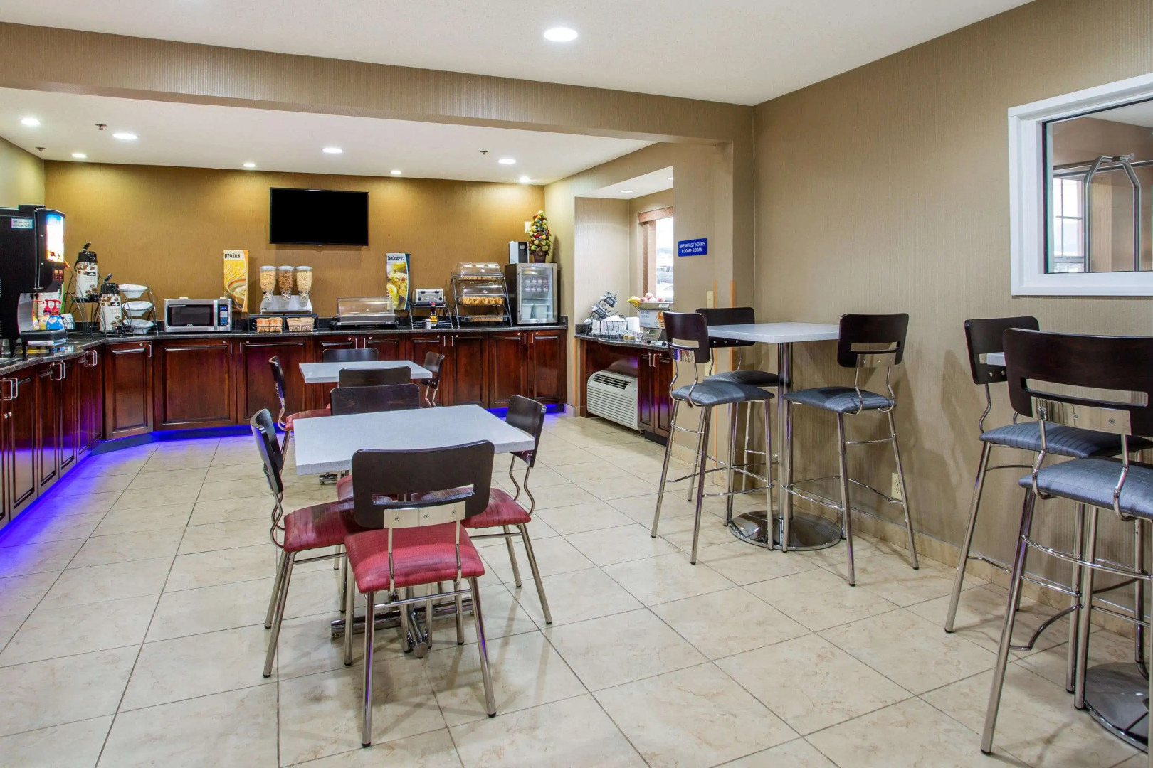 Microtel Inn & Suites by Wyndham Charleston WV