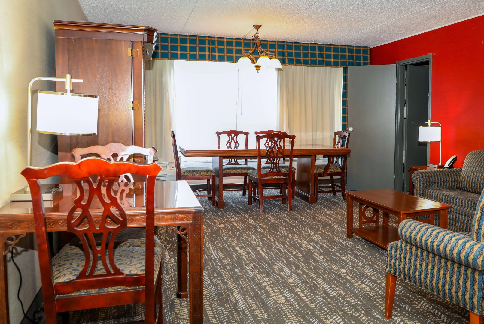 Ramada by Wyndham Cumberland Downtown