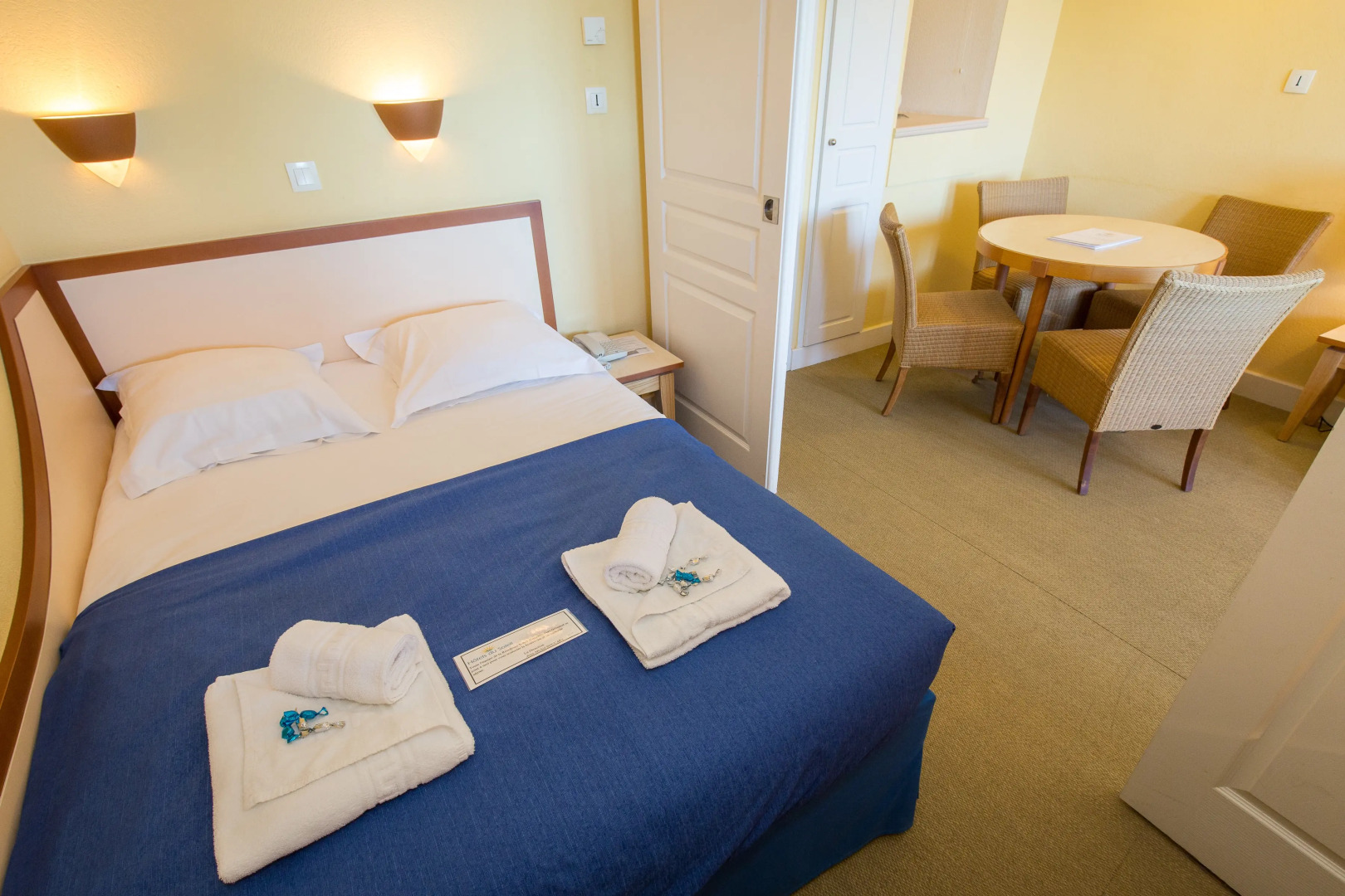 SOWELL Family Port Grimaud