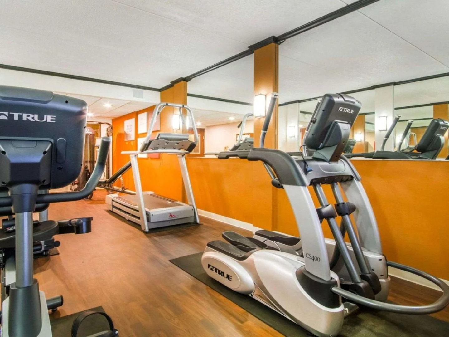 Comfort Suites Green Bay West