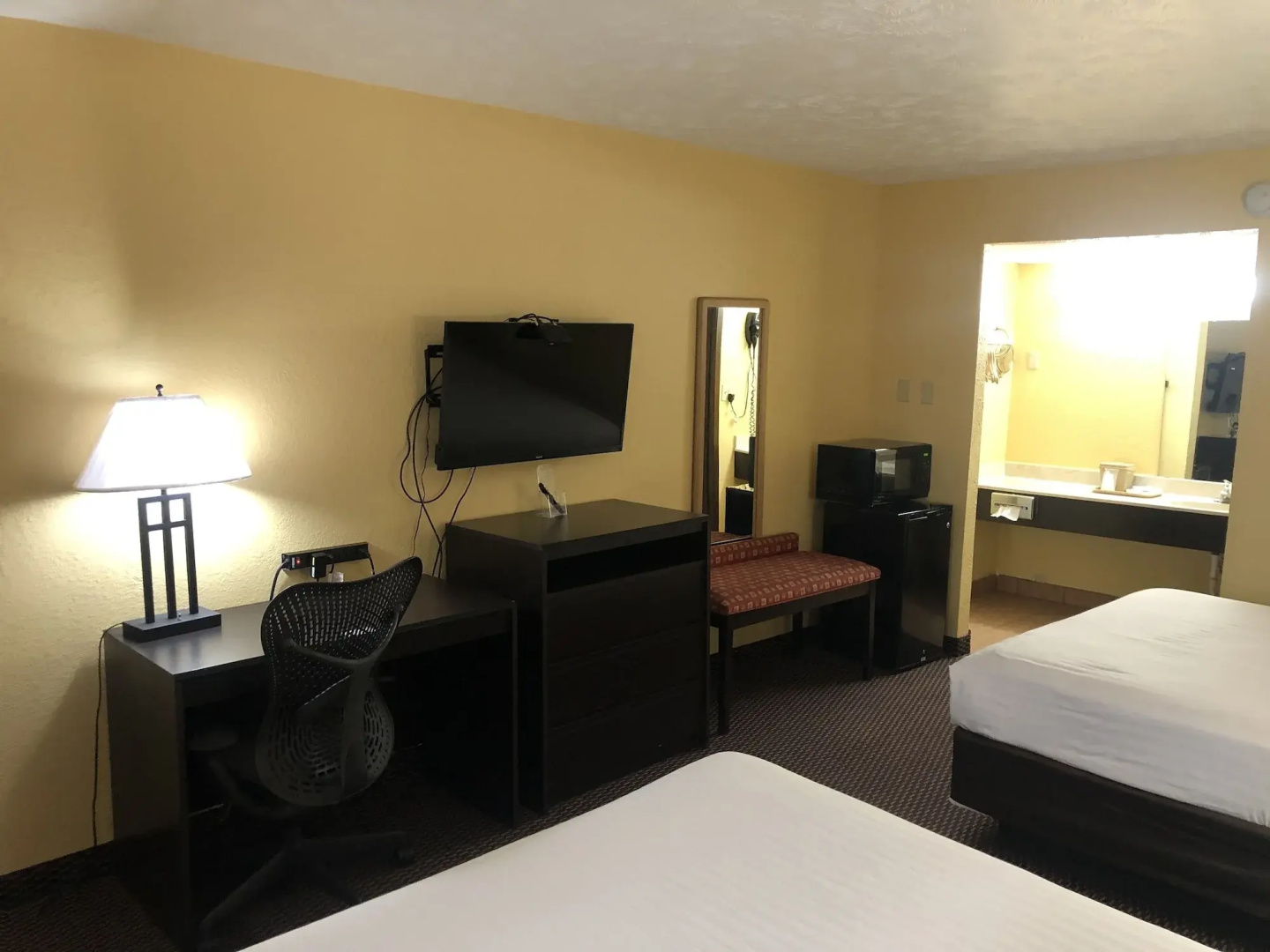 Nendels Inn & Suites
