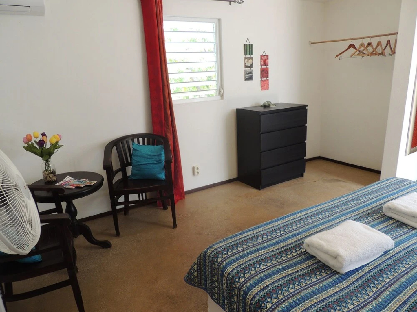 B&B Hacienda La Bougainville