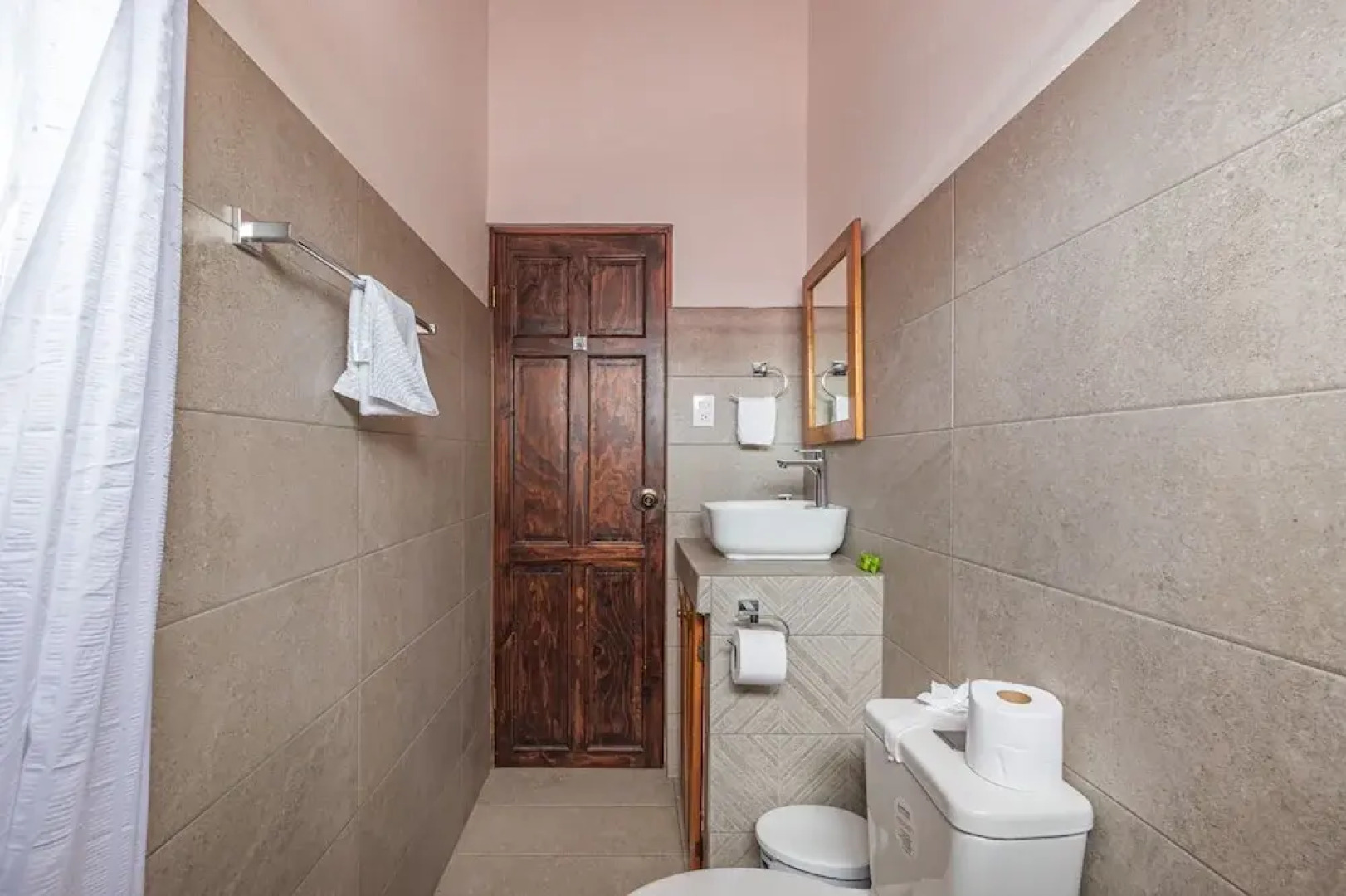 Ola Bonita BeachFront Apart Hotel