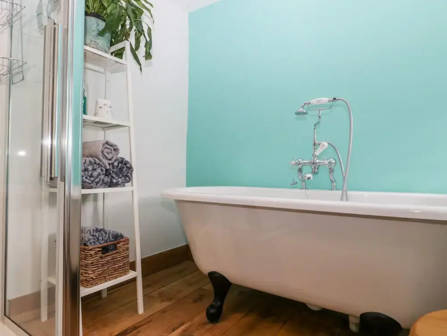 Riverside 67 Dorchester Road