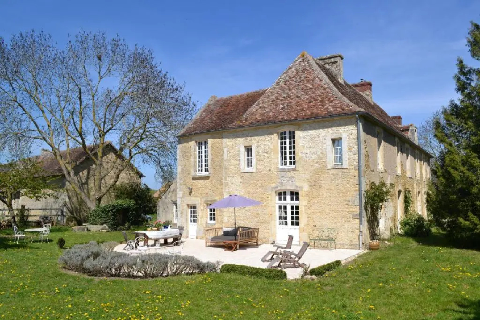 La Villa Escuris