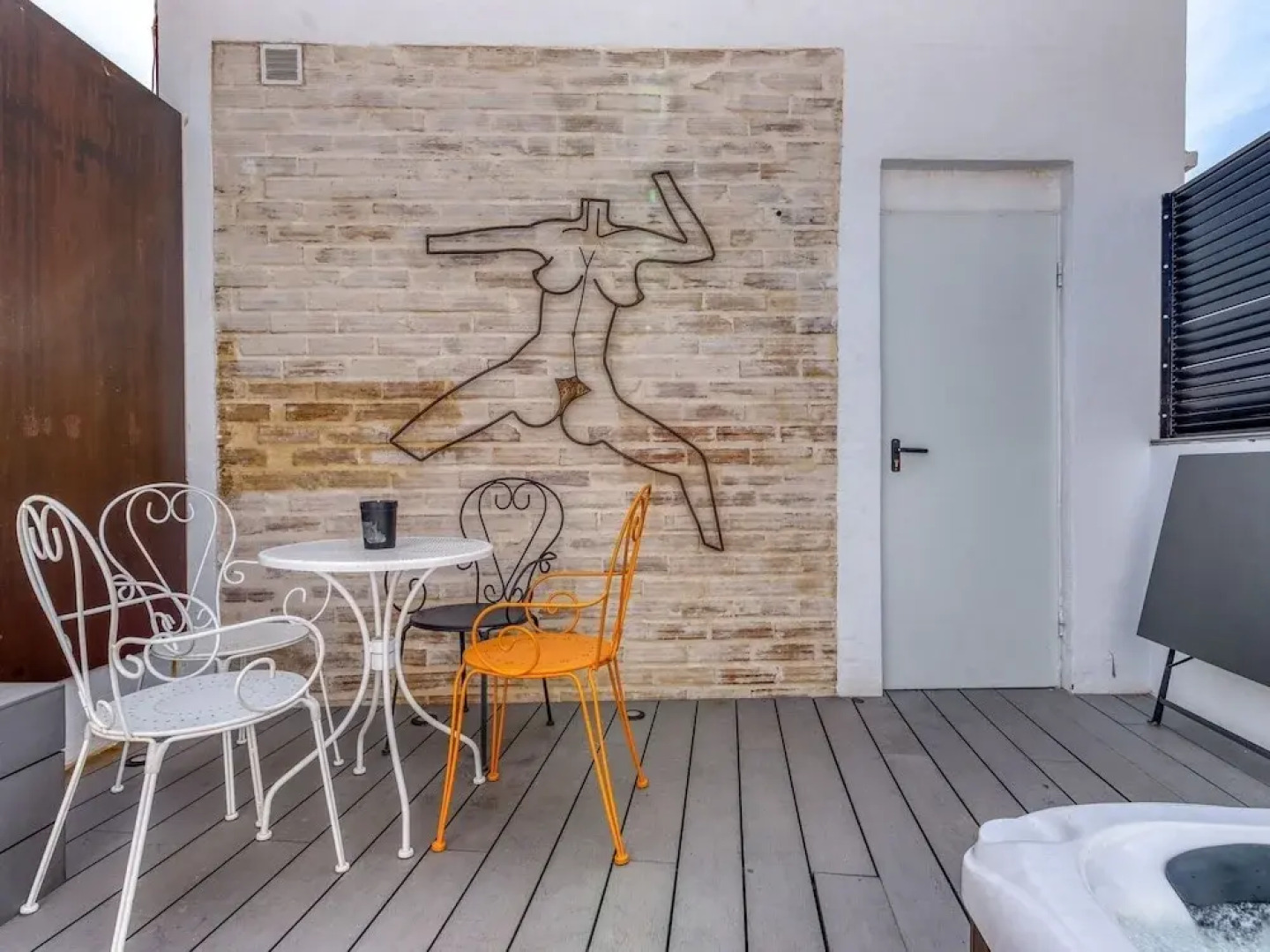 Lavish Holiday Home in Tavernes de la Valldigna With Sauna