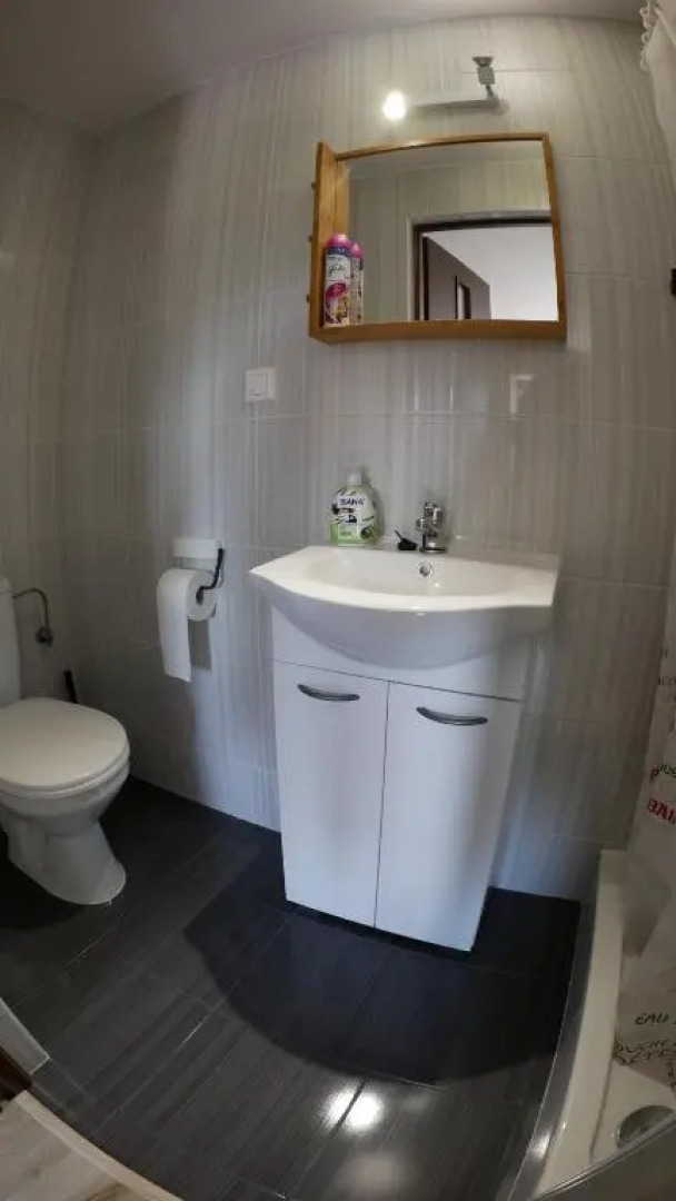 Domki I Pokoje Krotka 4