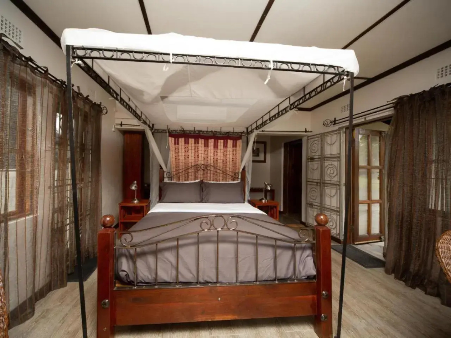 Bushbuck River House