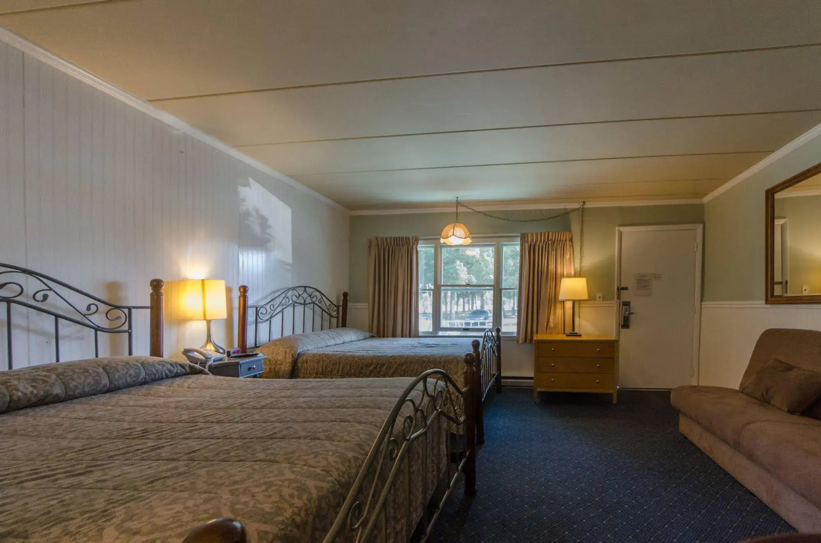 Hyland Motor Inn