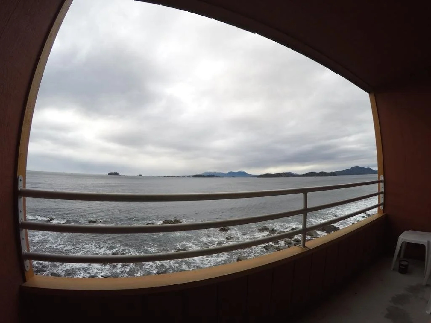 Cascade Creek Inn & Charters