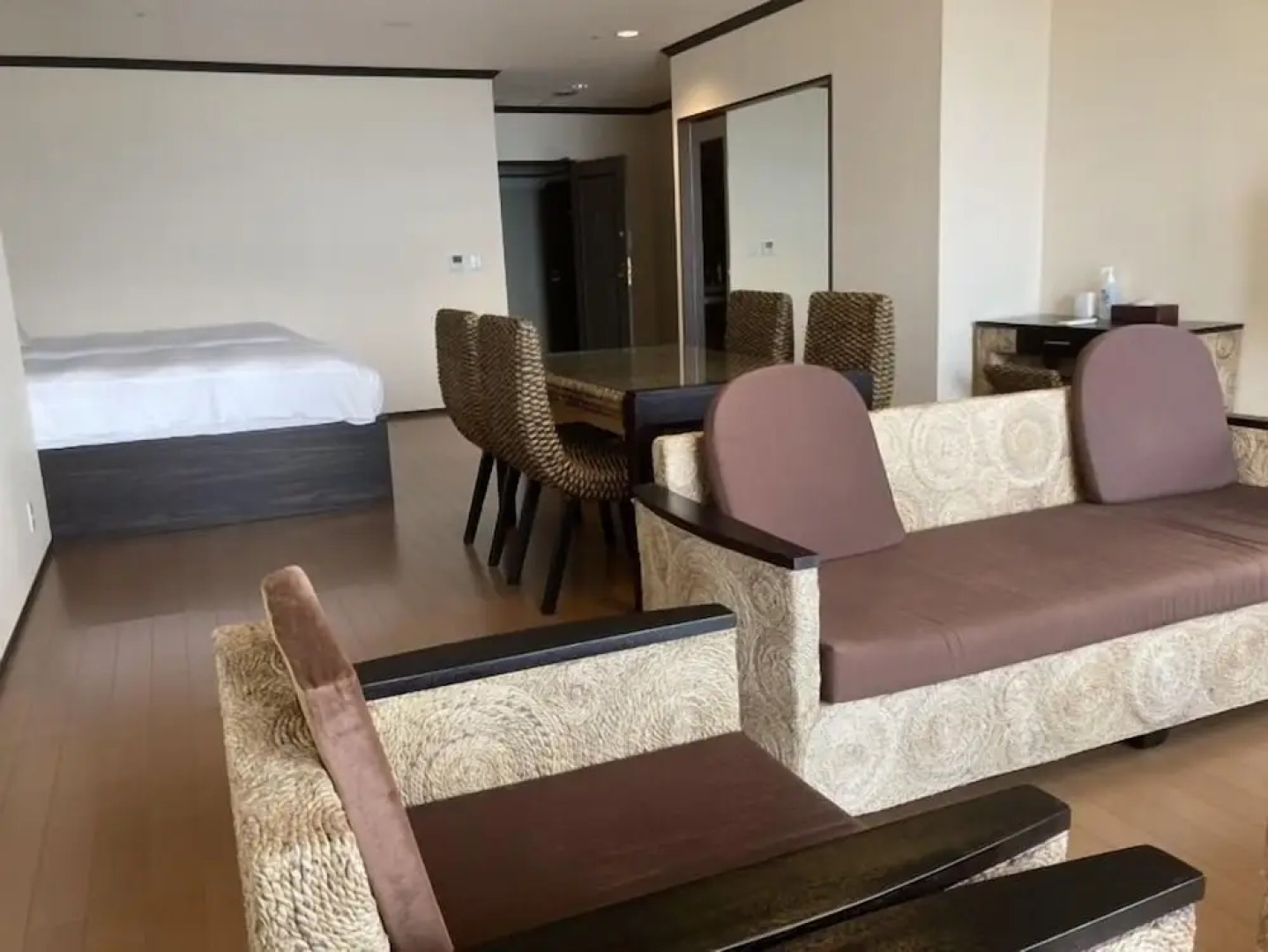 New WestPeninsula Hotel