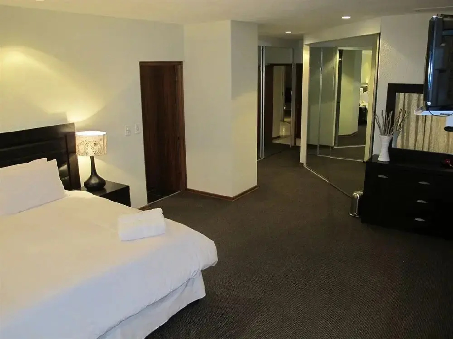 Aero Bedfordview Lodge