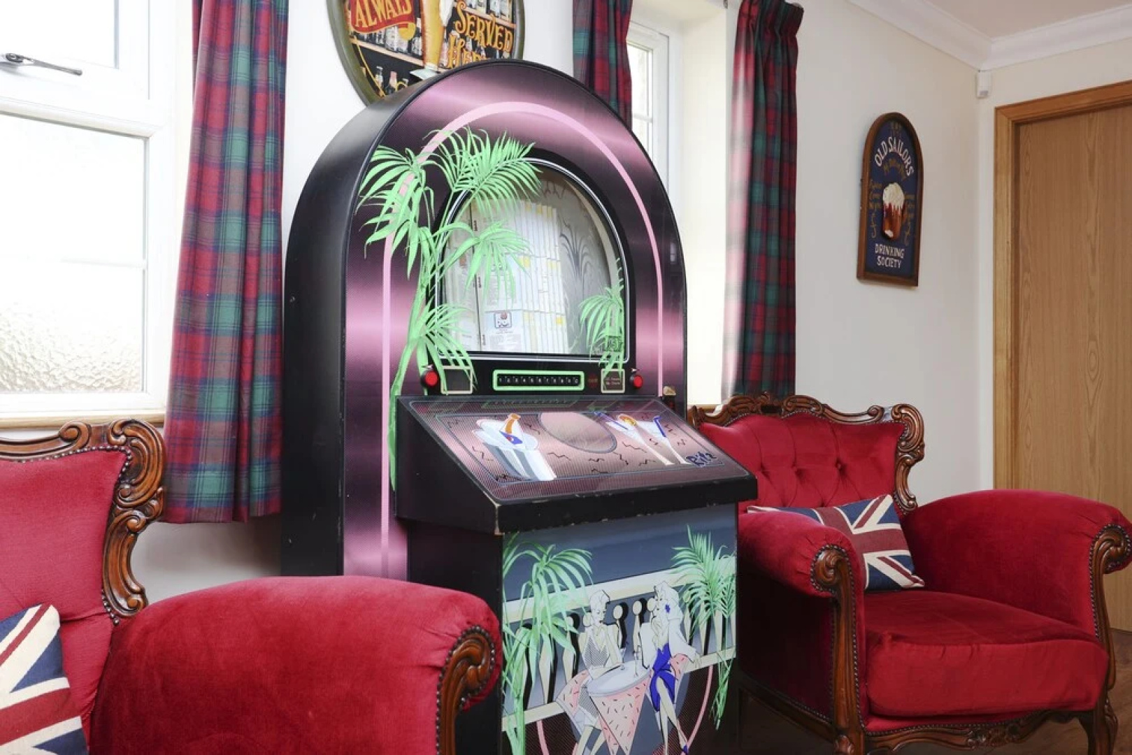 JOIVY Greenknowes Estate With Hot Tub And Bar