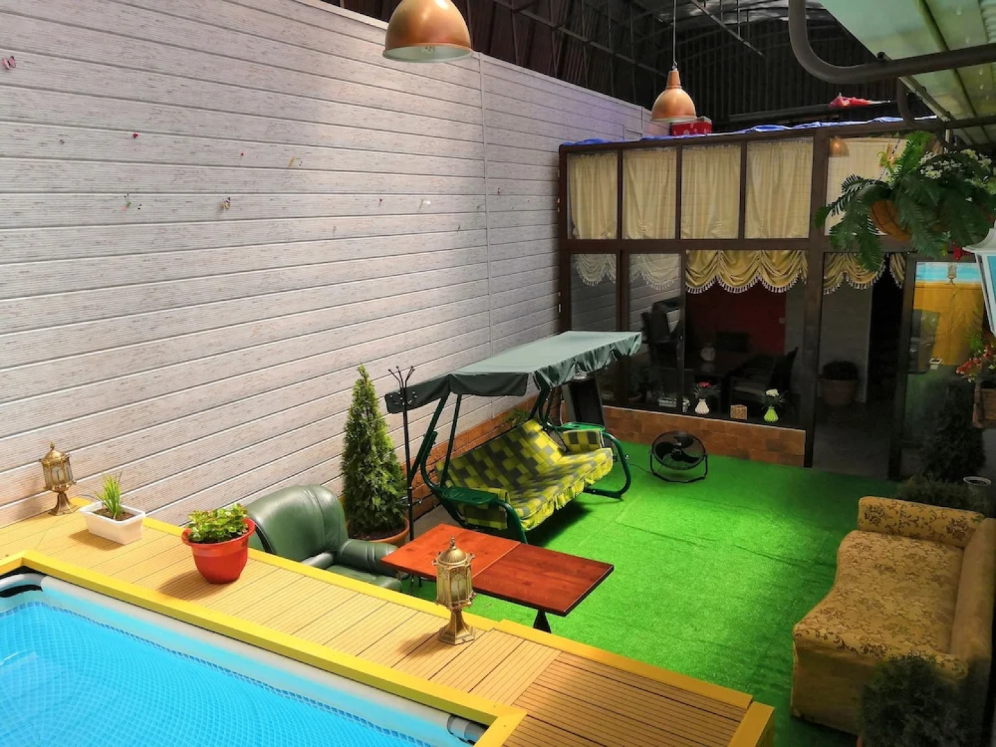 Restaurant and hotel complex «Corsica»