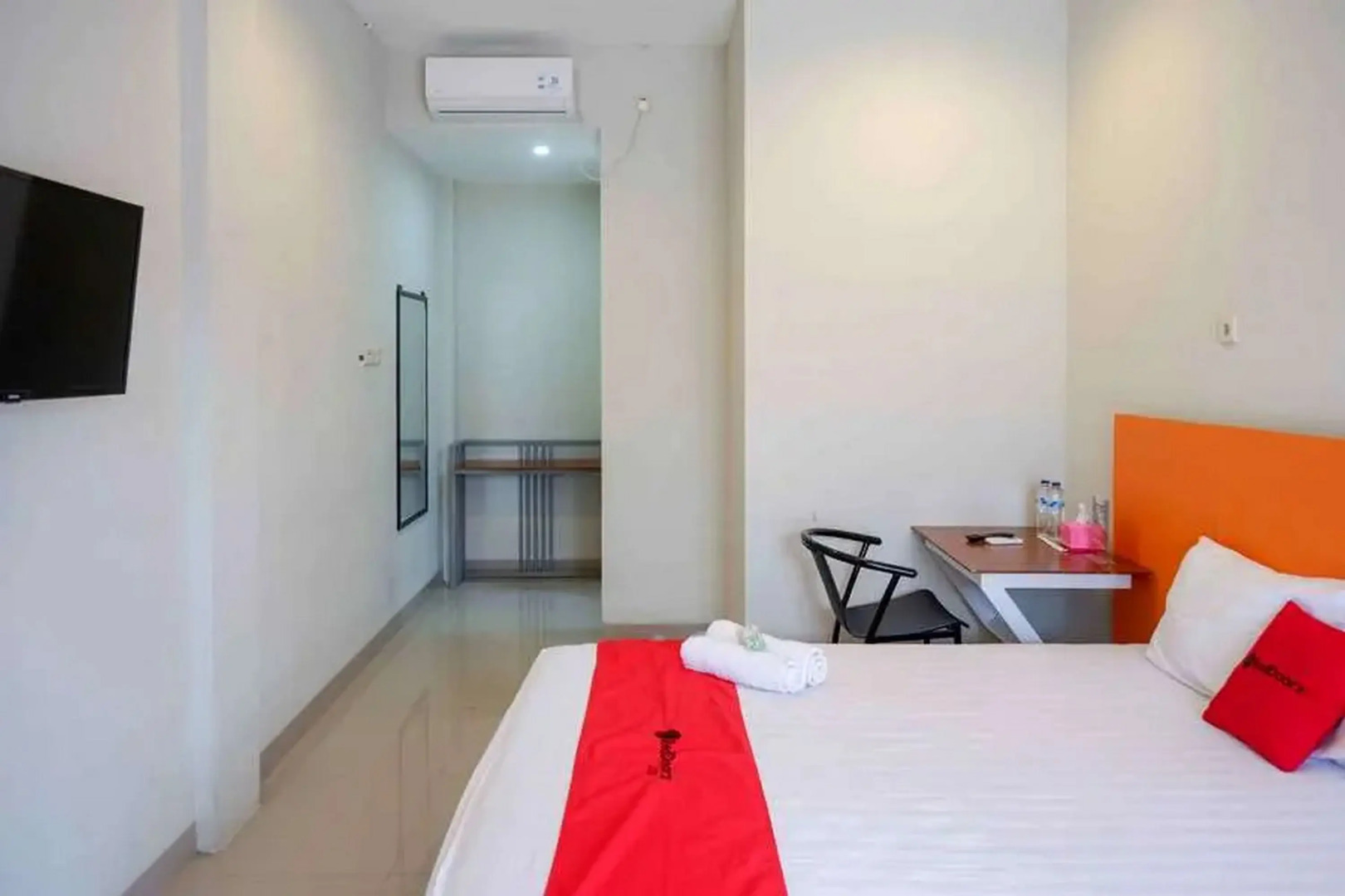 RedDoorz near Stadion Kridosono Blora