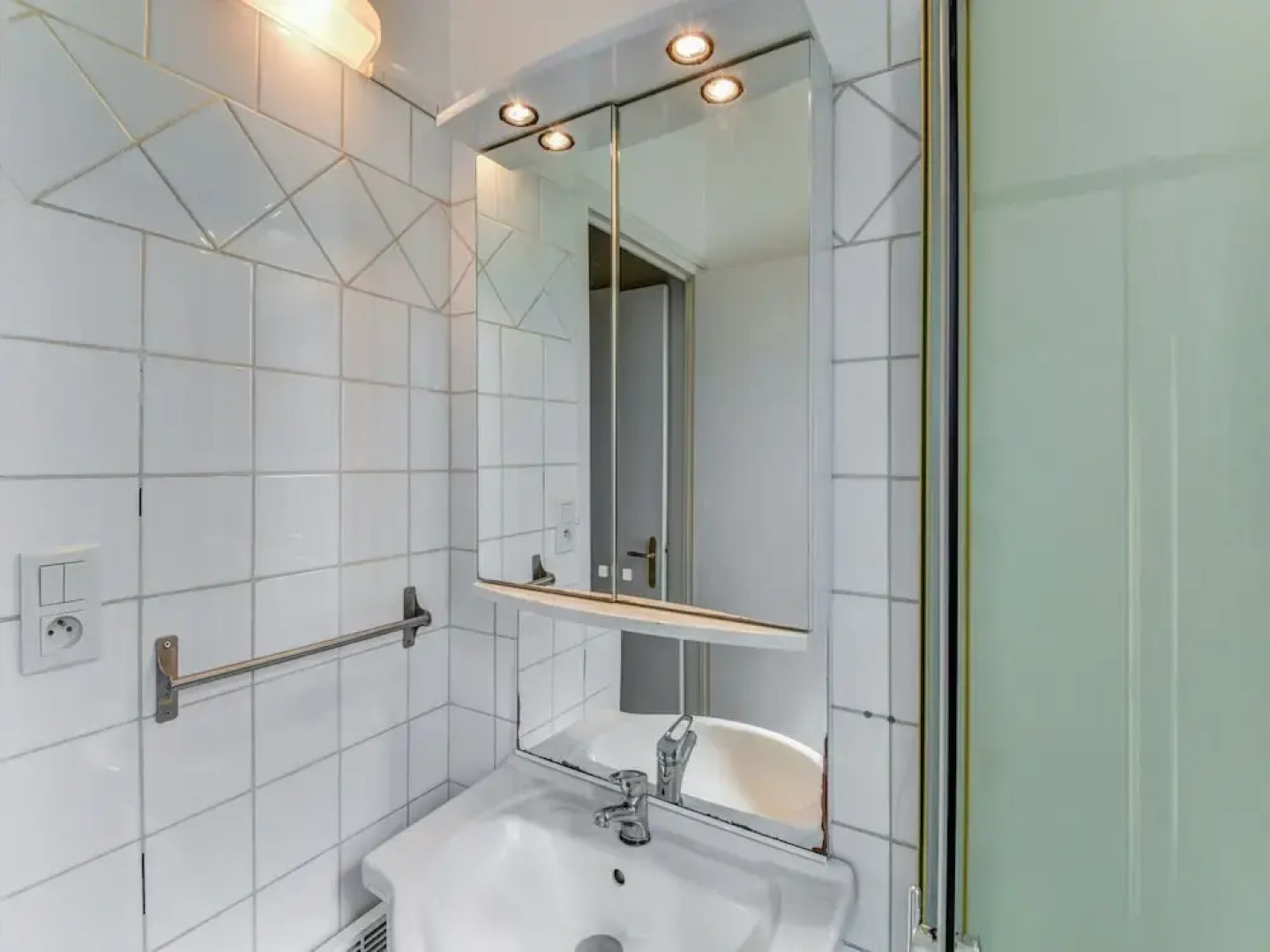 Gite in a Holiday Park With Pool