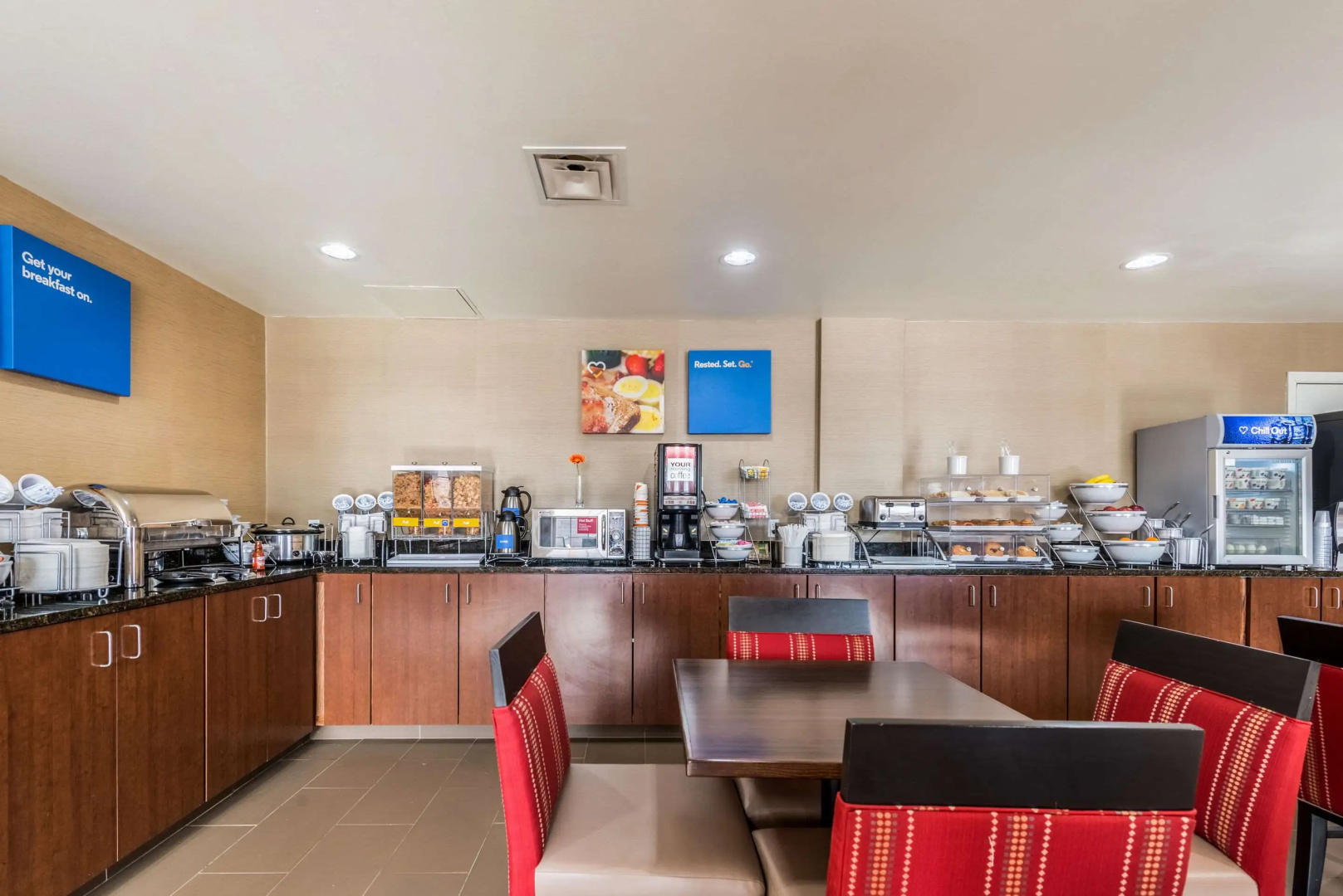 Comfort Inn & Suites Dayton North