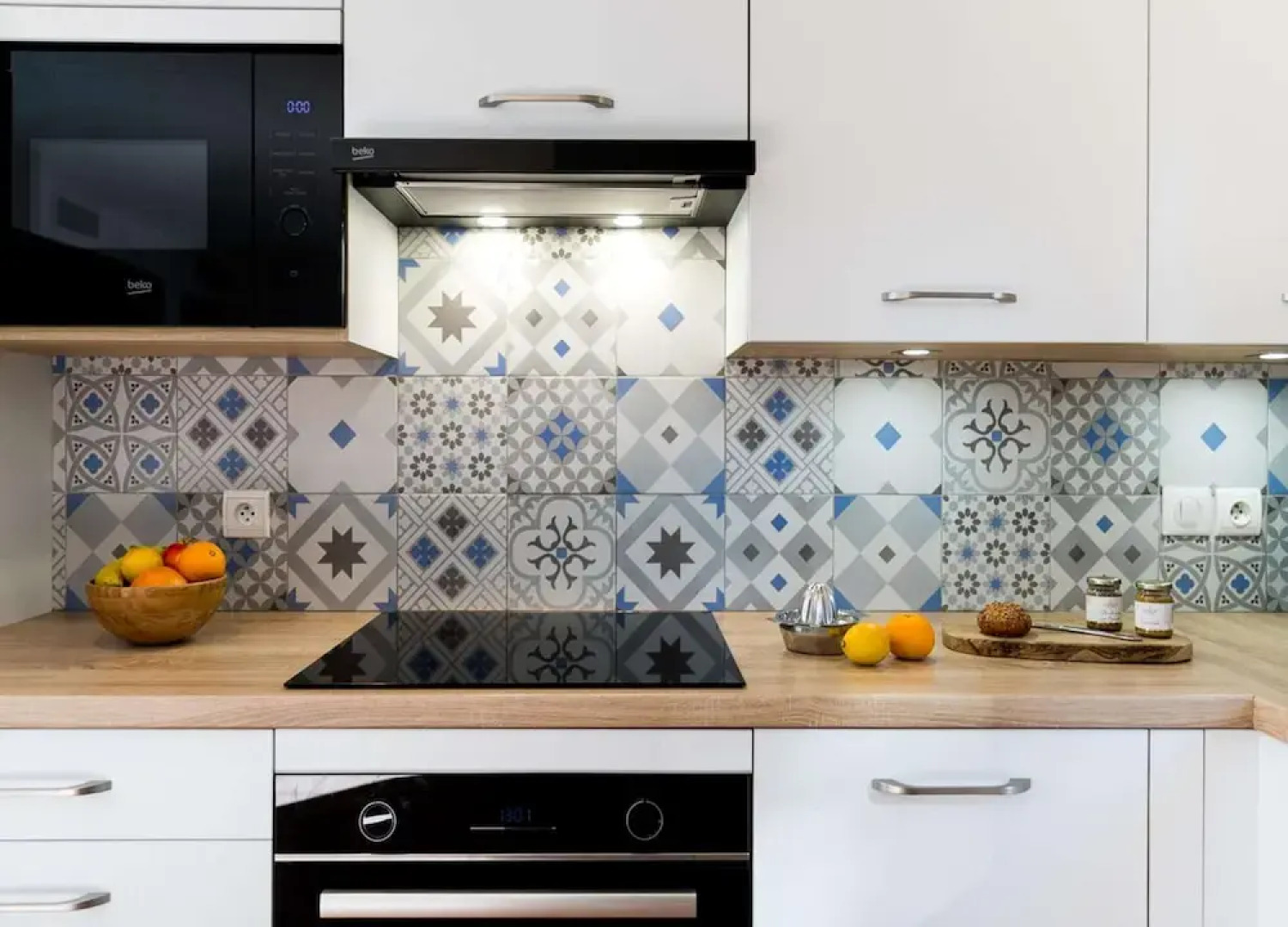 Apartment in Saint-tropez With Beach Access